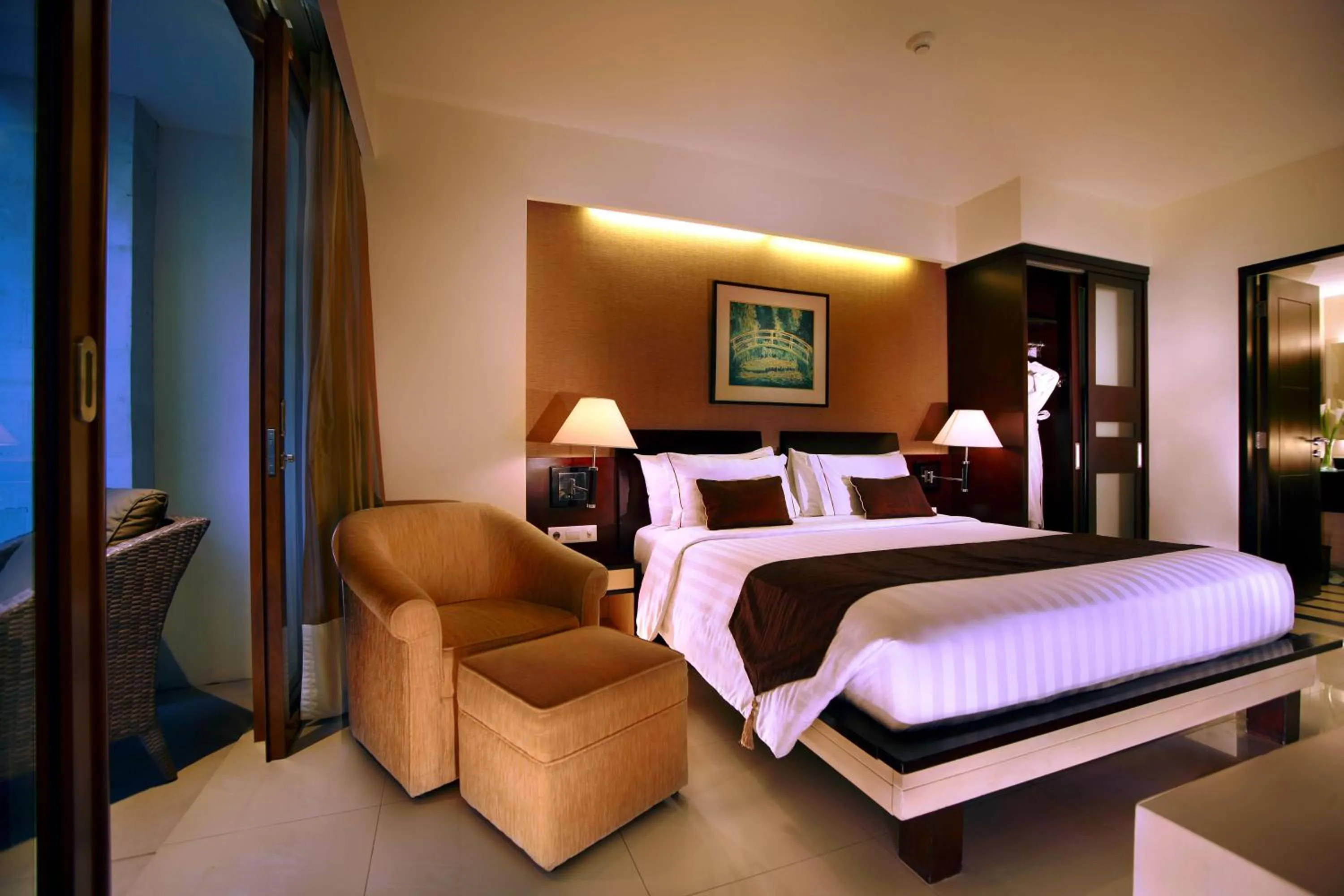 Bedroom, Bed in Aston Kuta Hotel and Residence