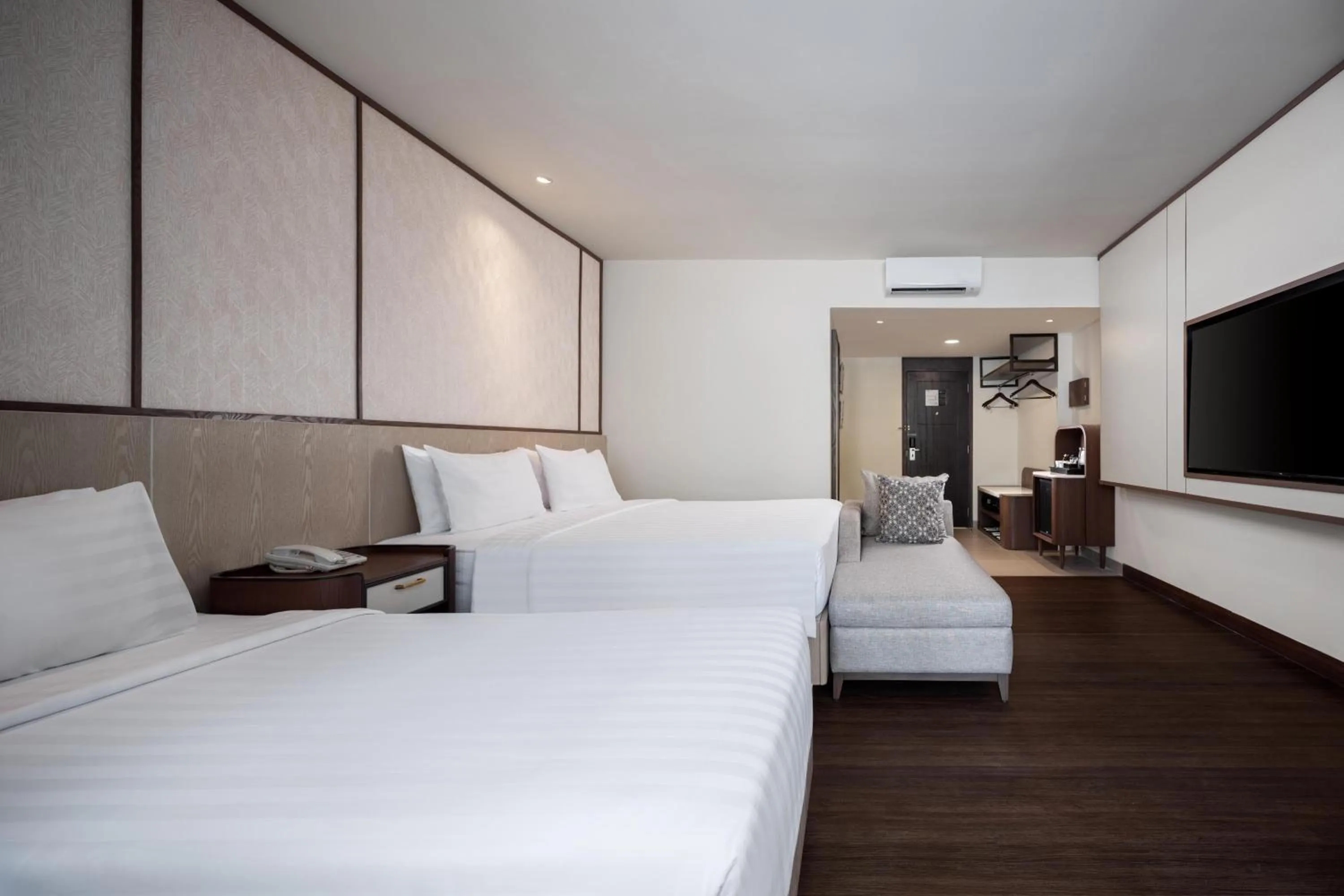 Bedroom, Bed in Aston Kuta Hotel and Residence