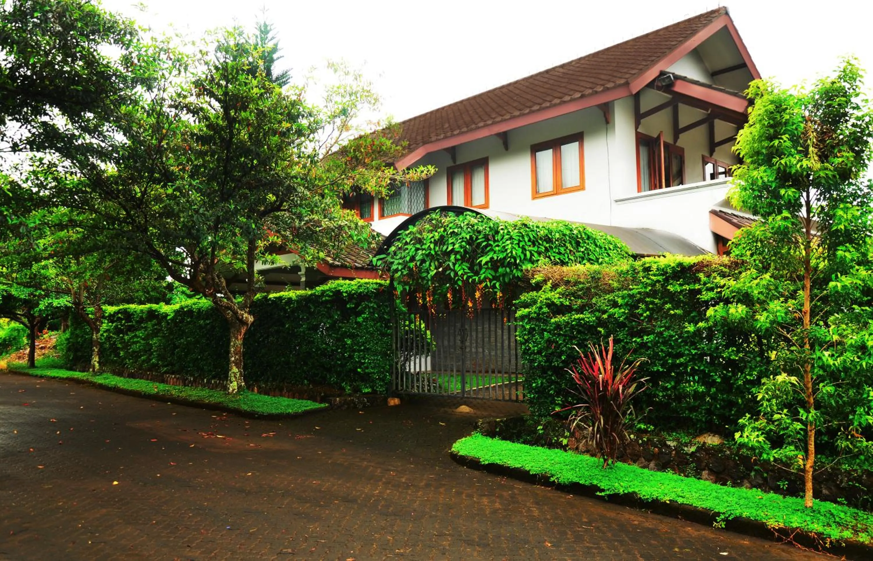 Facade/entrance in Villa Buenavista Puncak