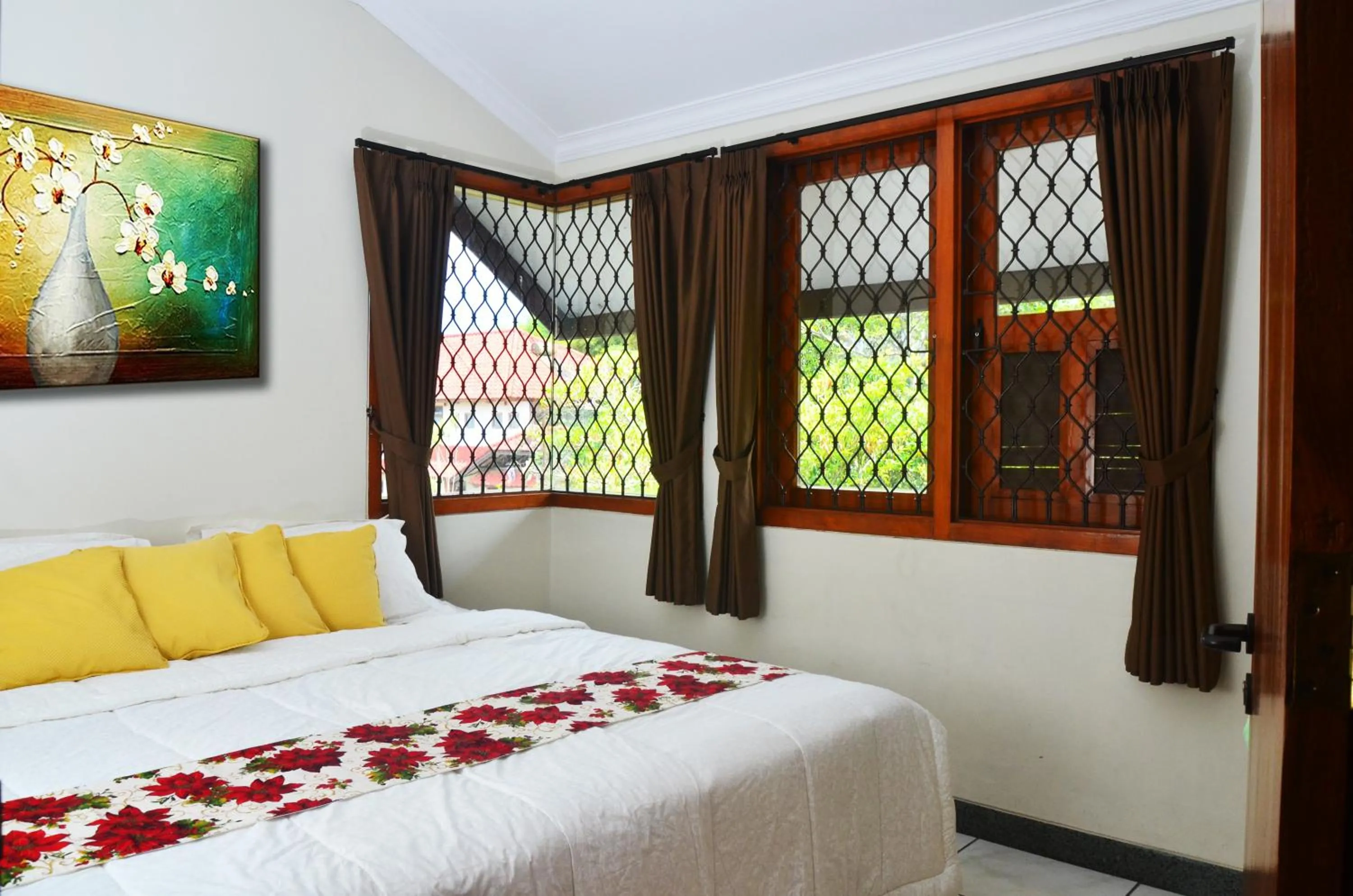 Bedroom, Bed in Villa Buenavista Puncak