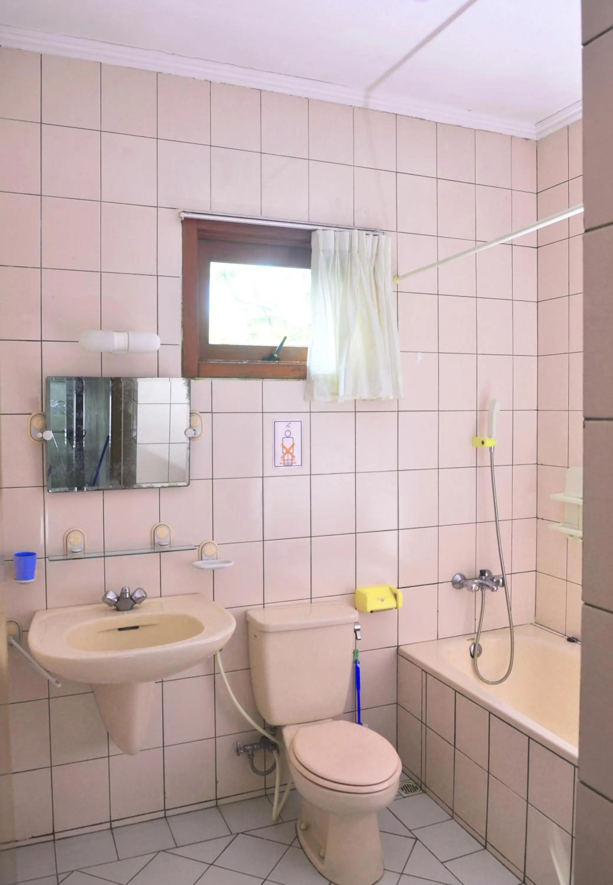 Bathroom in Villa Buenavista Puncak