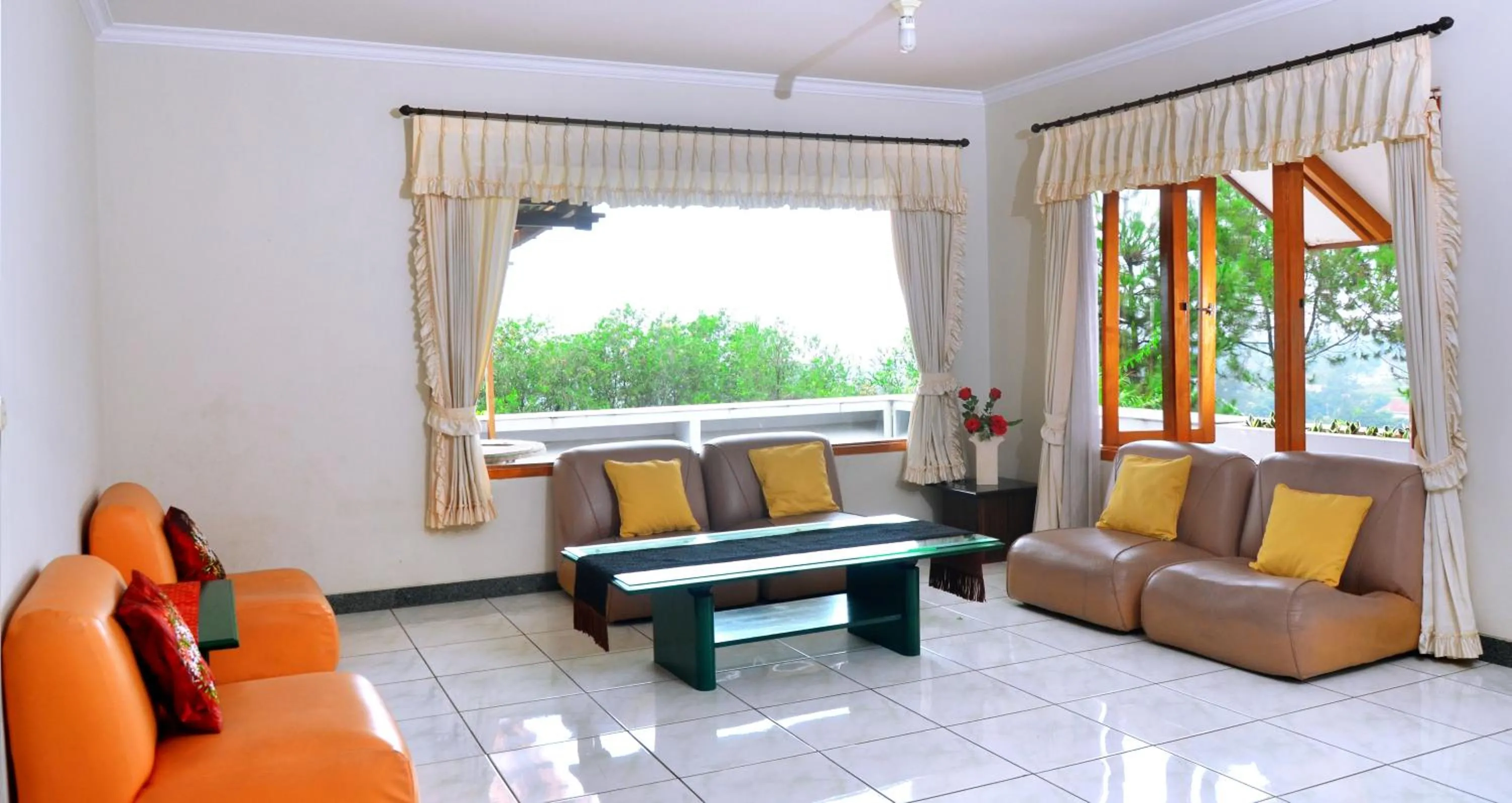 Living room in Villa Buenavista Puncak