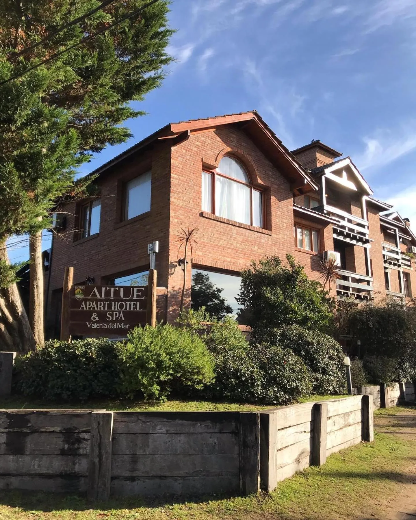 Aitue Apart Hotel & Spa