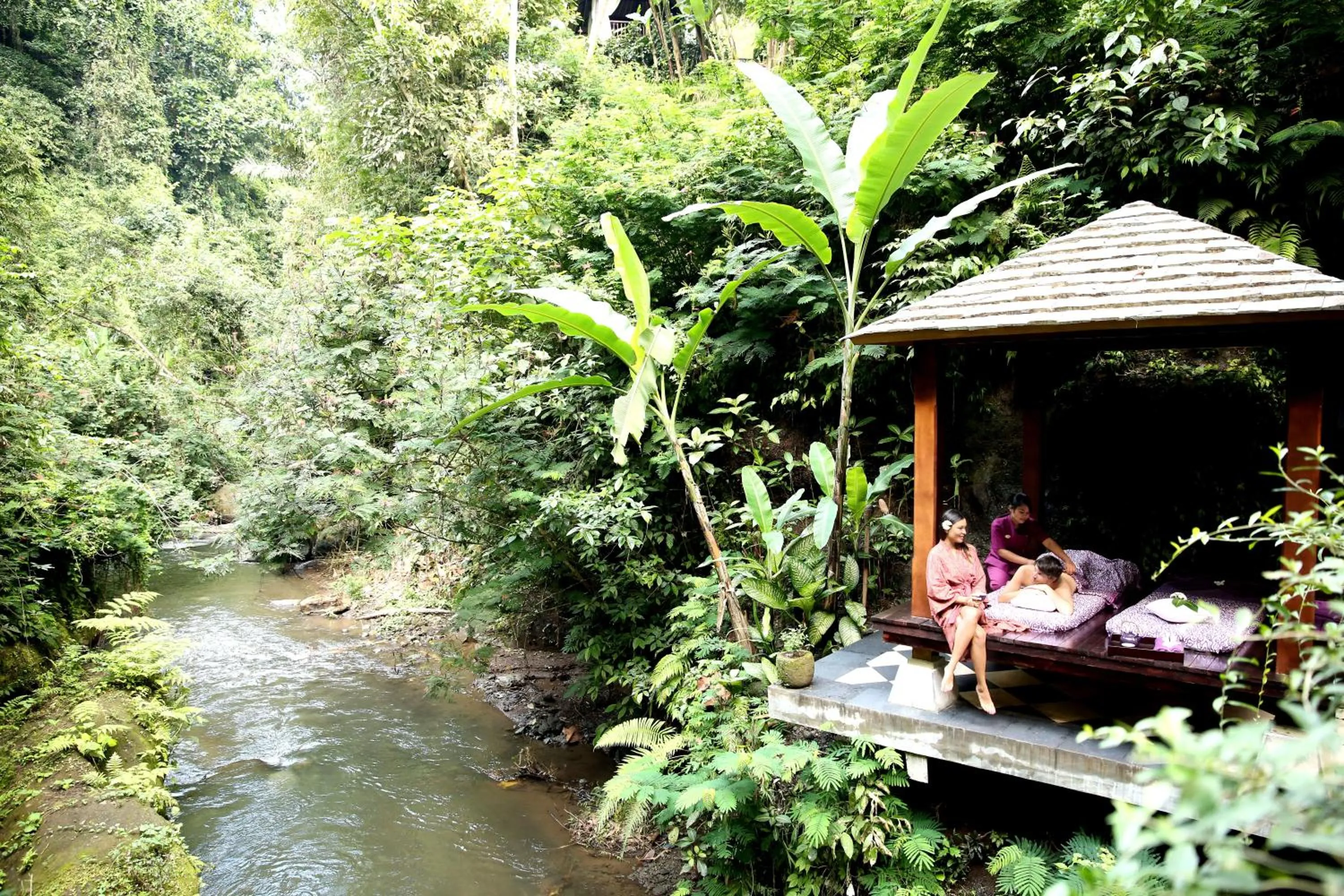 Massage in Hanging Gardens of Bali