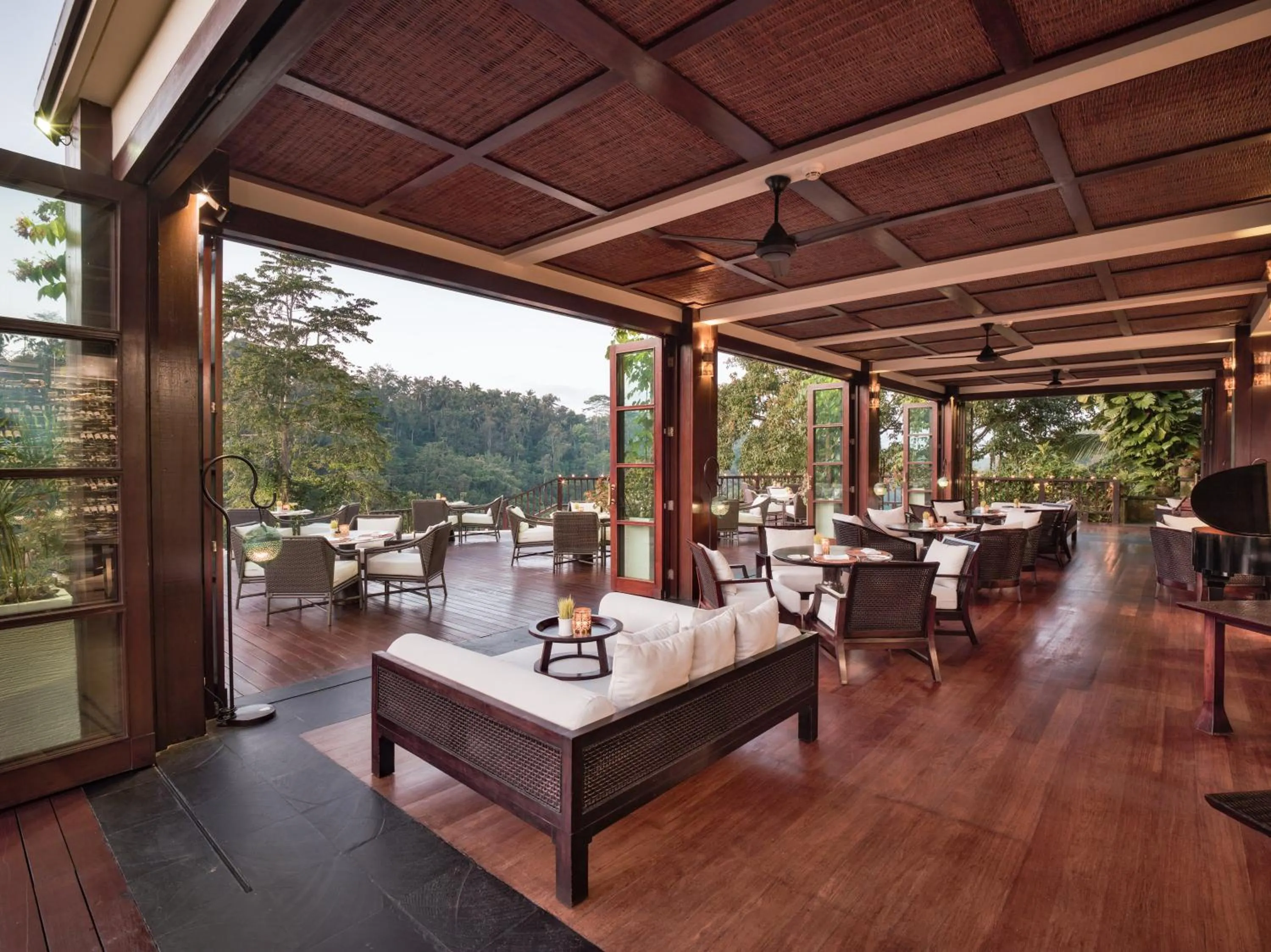 Restaurant/places to eat in Hanging Gardens of Bali