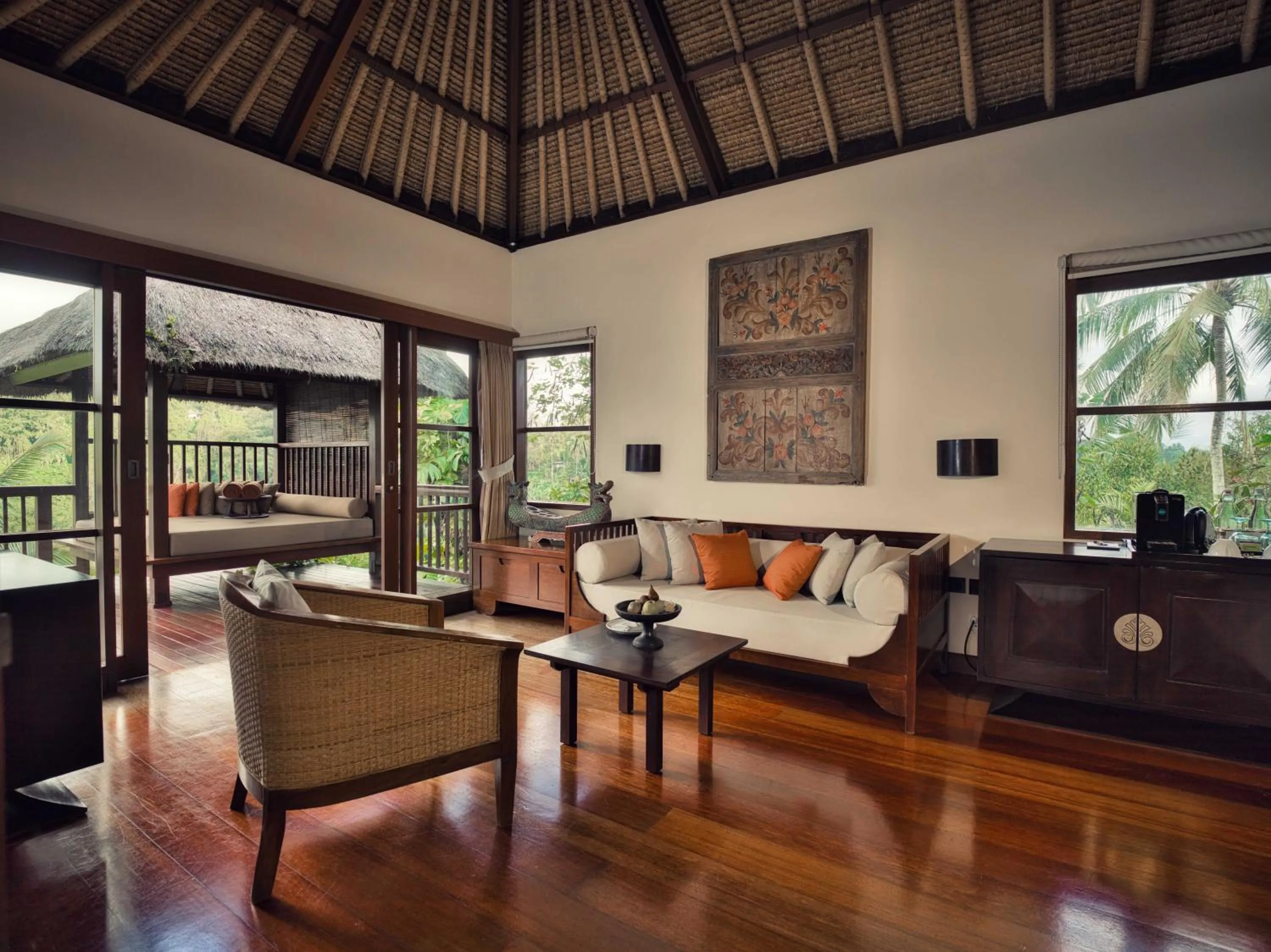 Living room in Hanging Gardens of Bali