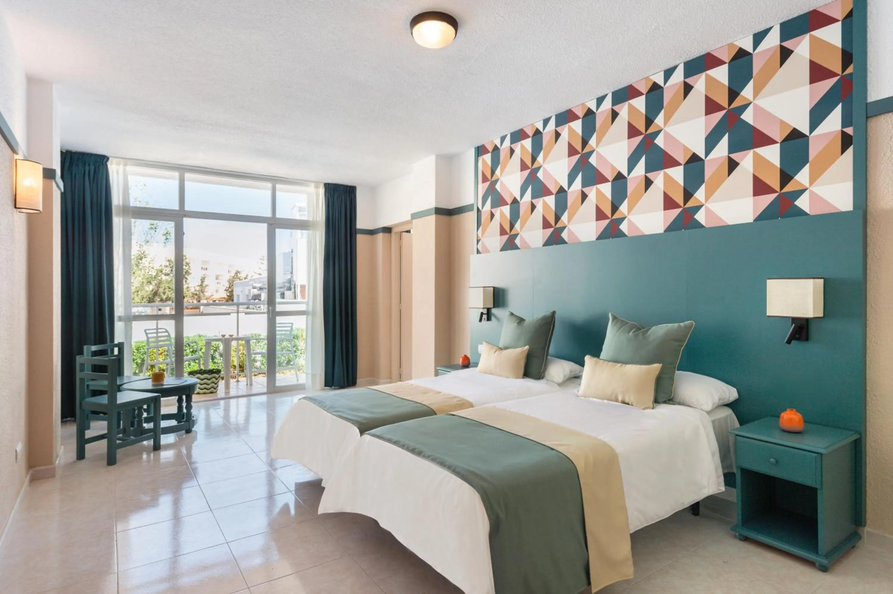 Bedroom, Bed in Aparthotel Vibra Club Maritim