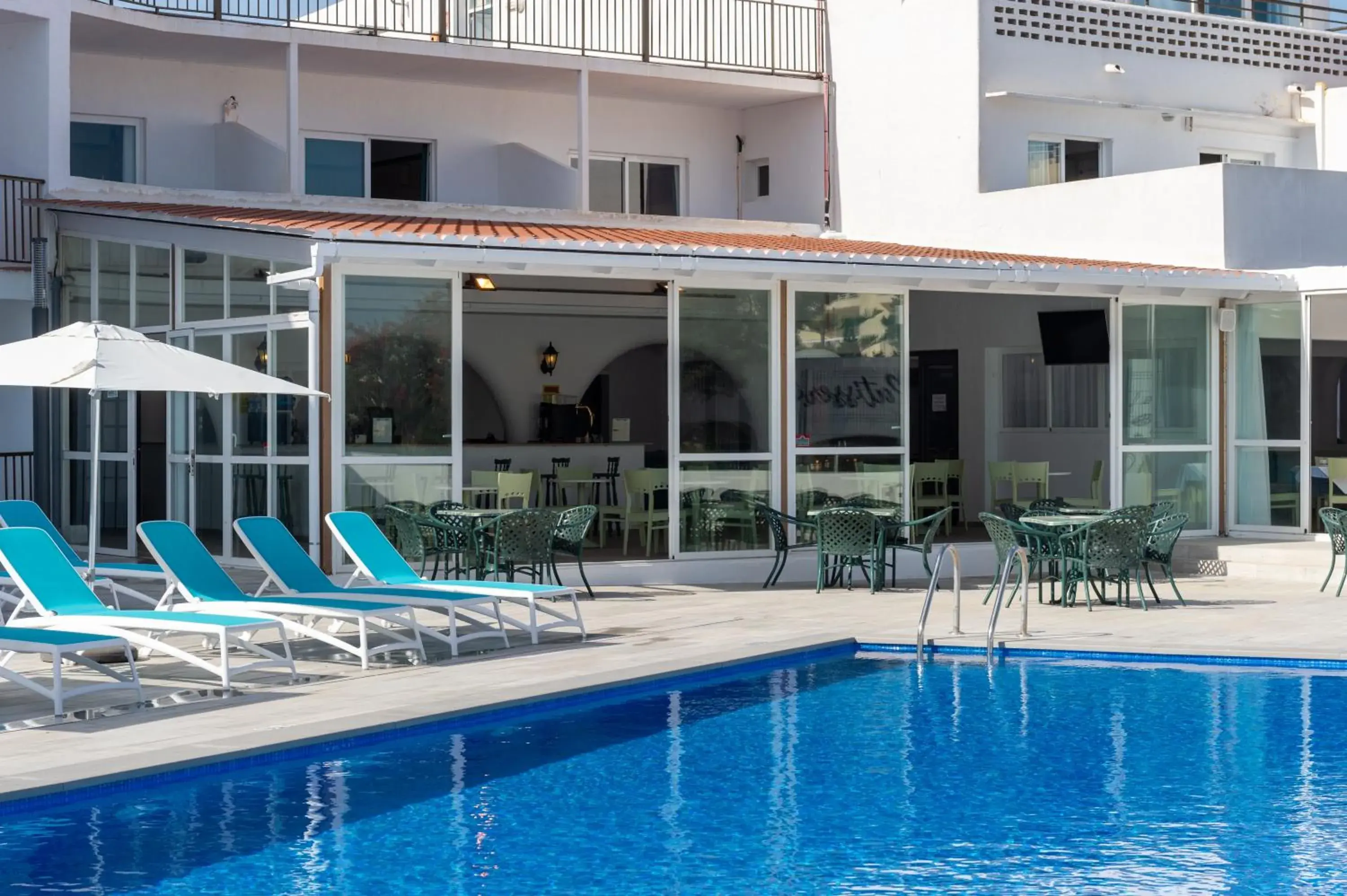 Lounge or bar in Aparthotel Vibra Club Maritim Lounge or bar in Aparthotel Vibra Club Maritim