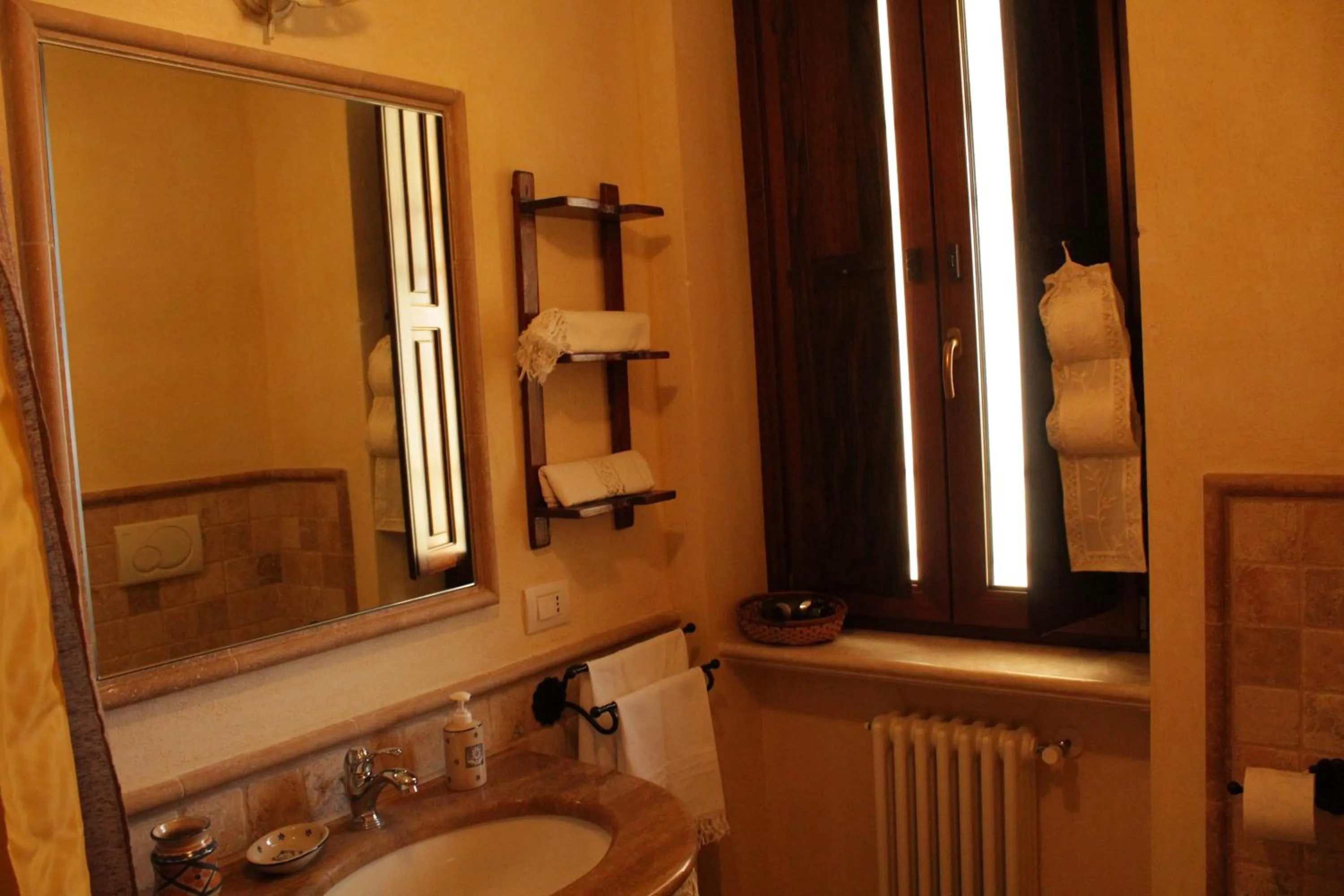 Bathroom in La Suite nel Bosco