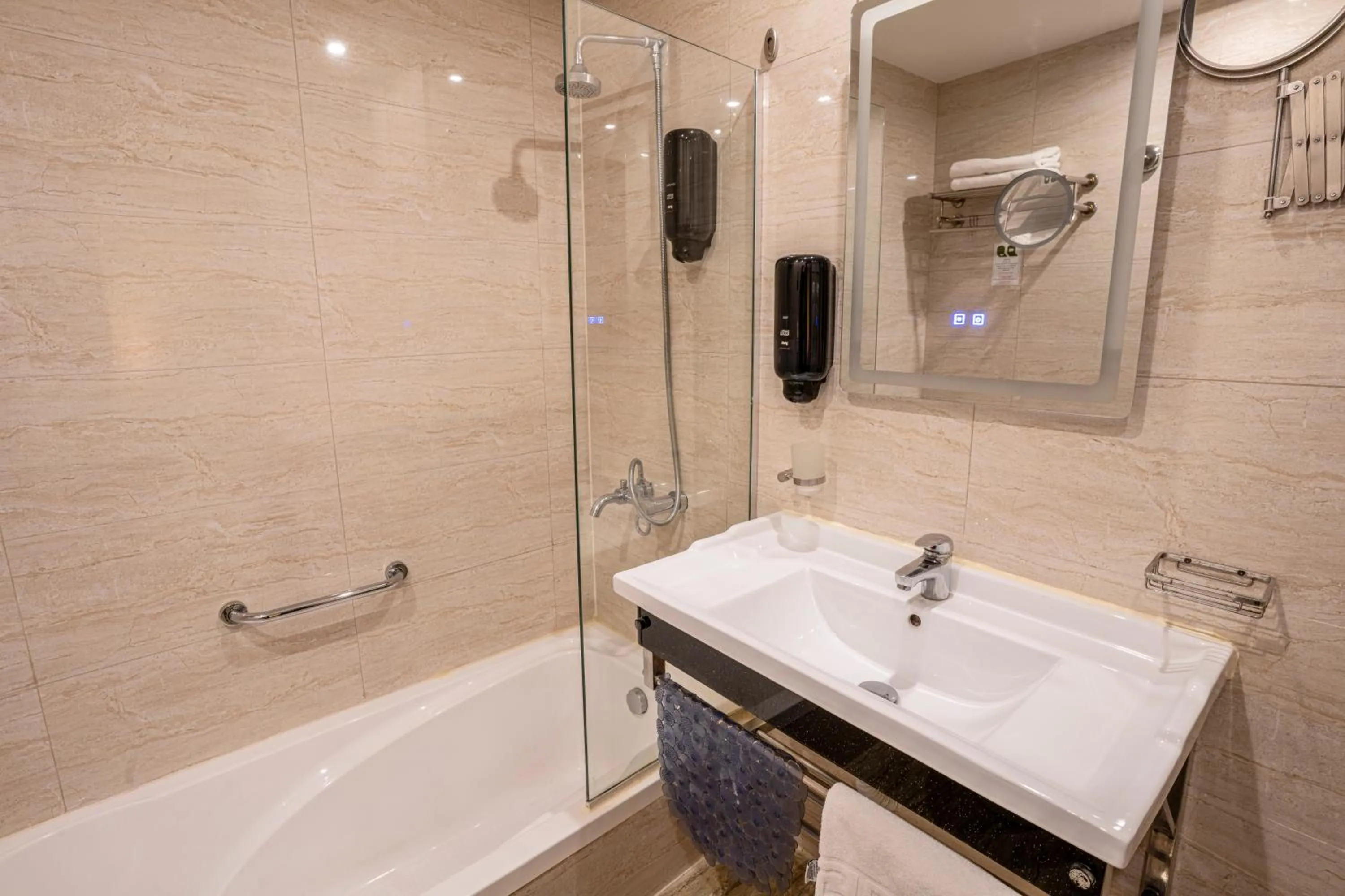 Photo of the whole room in P Quattro Relax Hotel