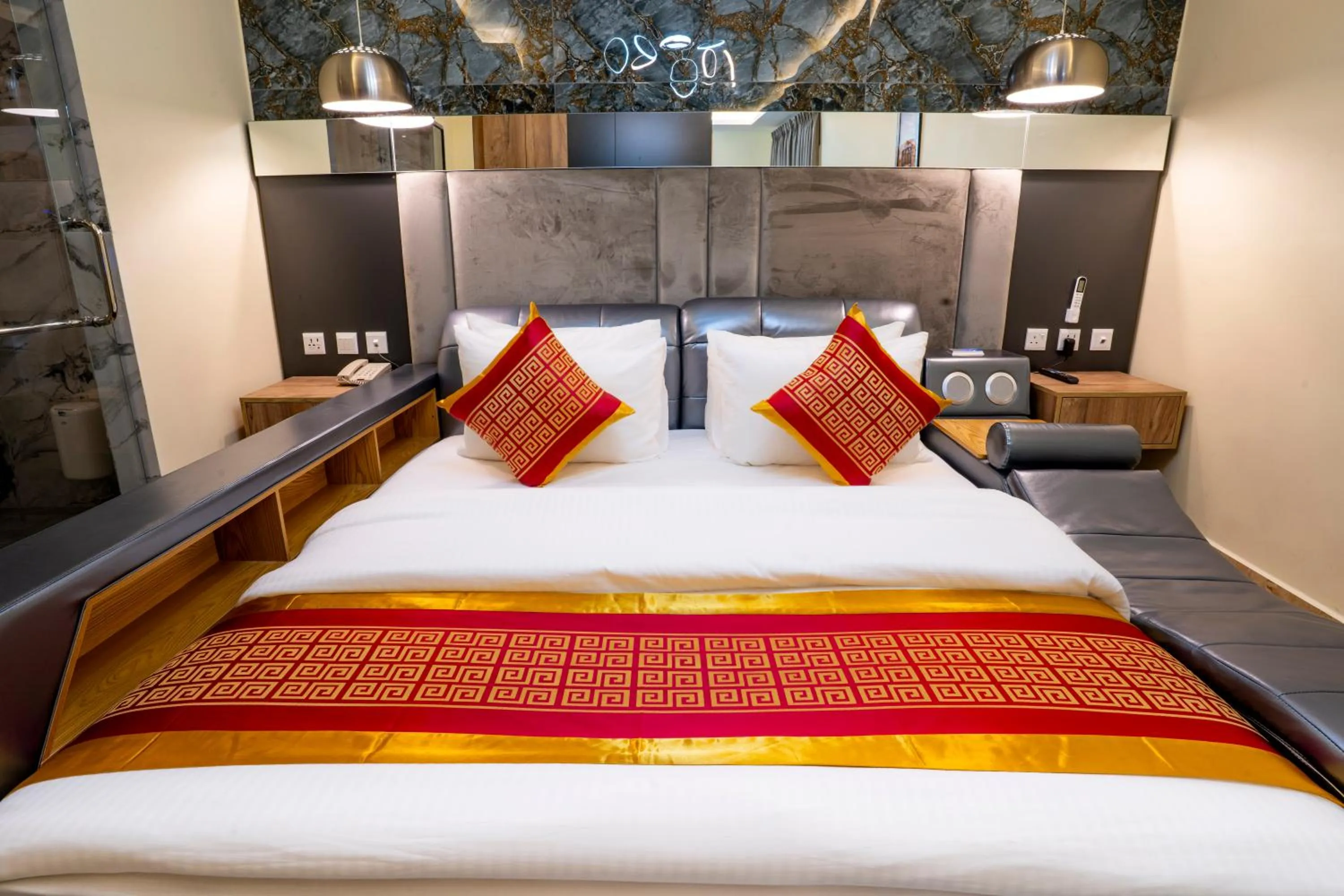 Bed in P Quattro Relax Hotel