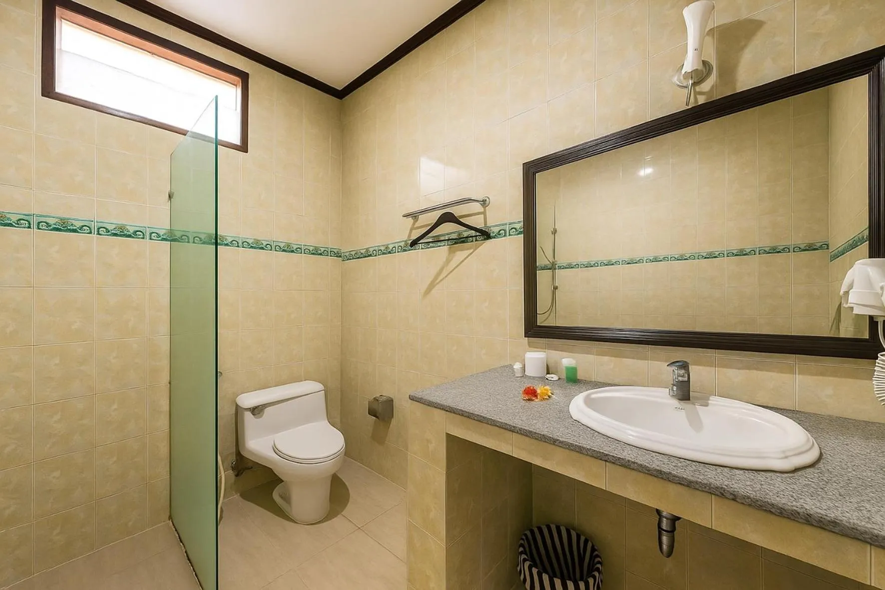Bathroom in Puri Saron Hotel Madangan - Gianyar