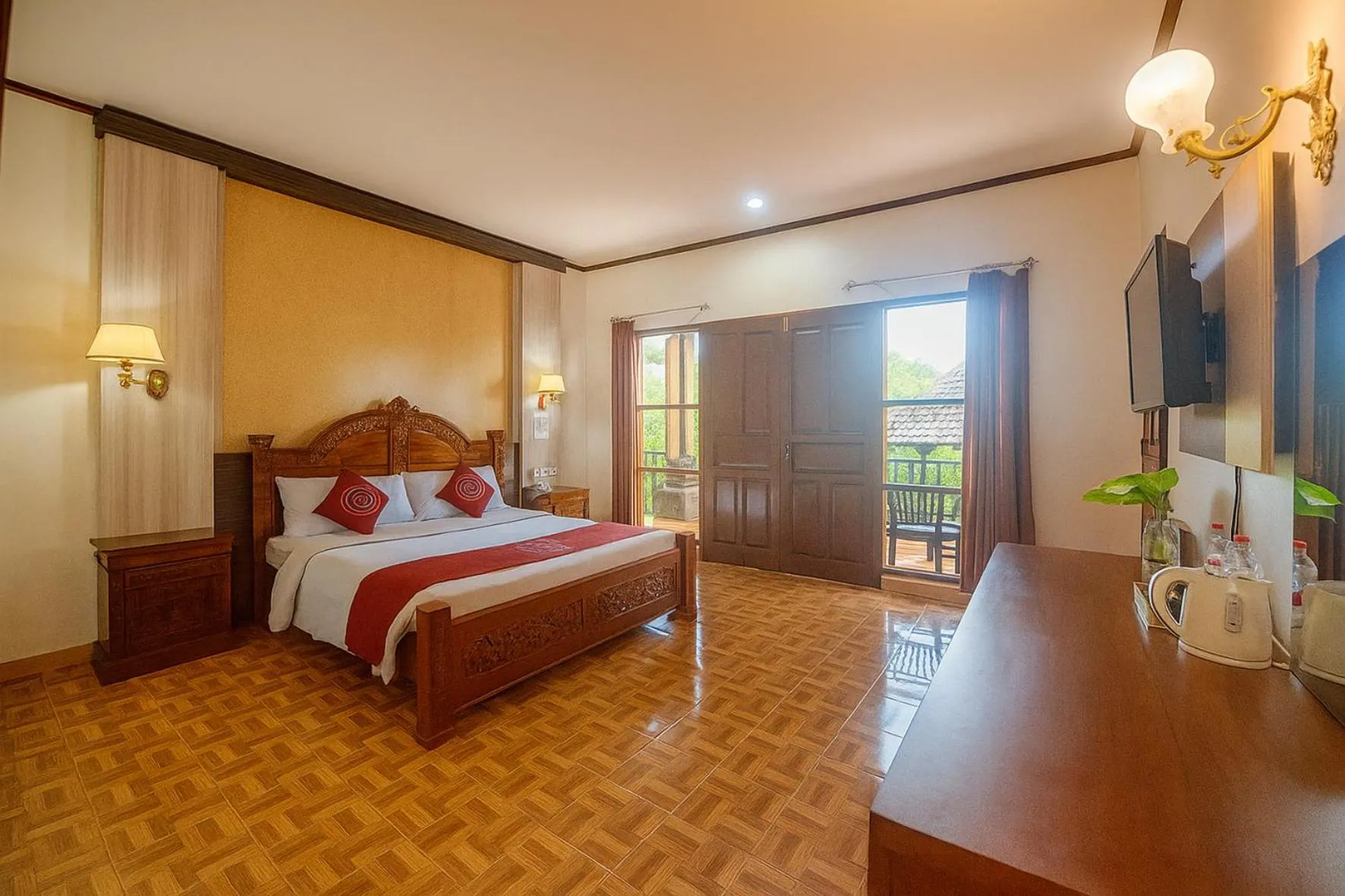 Bedroom, Bed in Puri Saron Hotel Madangan - Gianyar