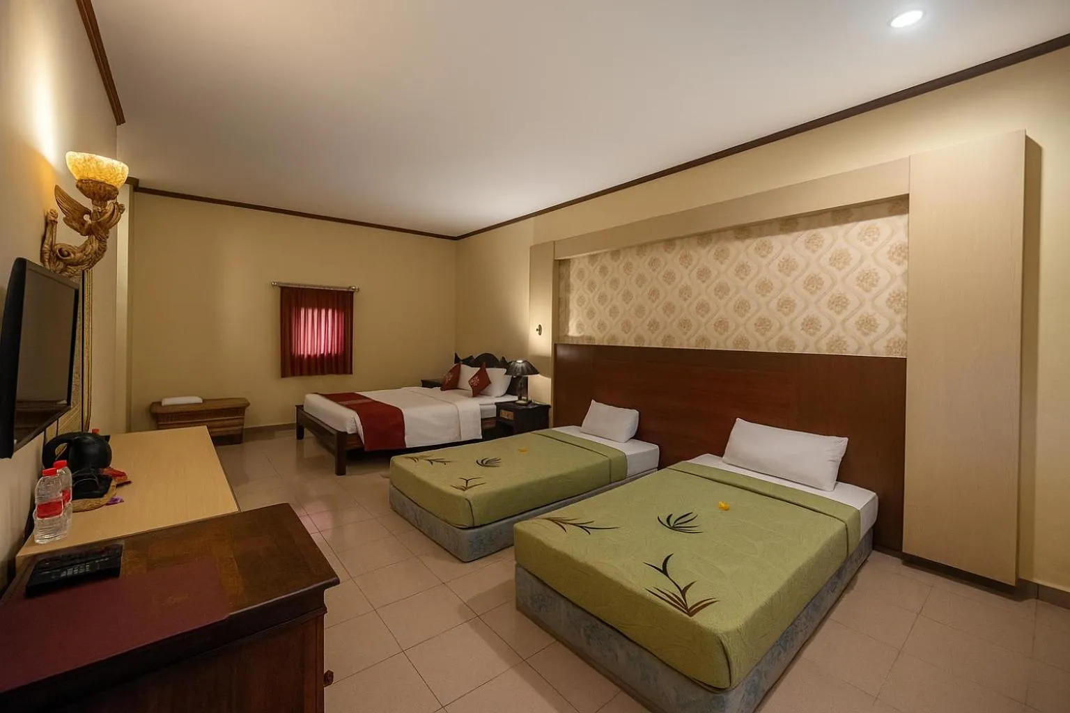 Bedroom, Bed in Puri Saron Hotel Madangan - Gianyar