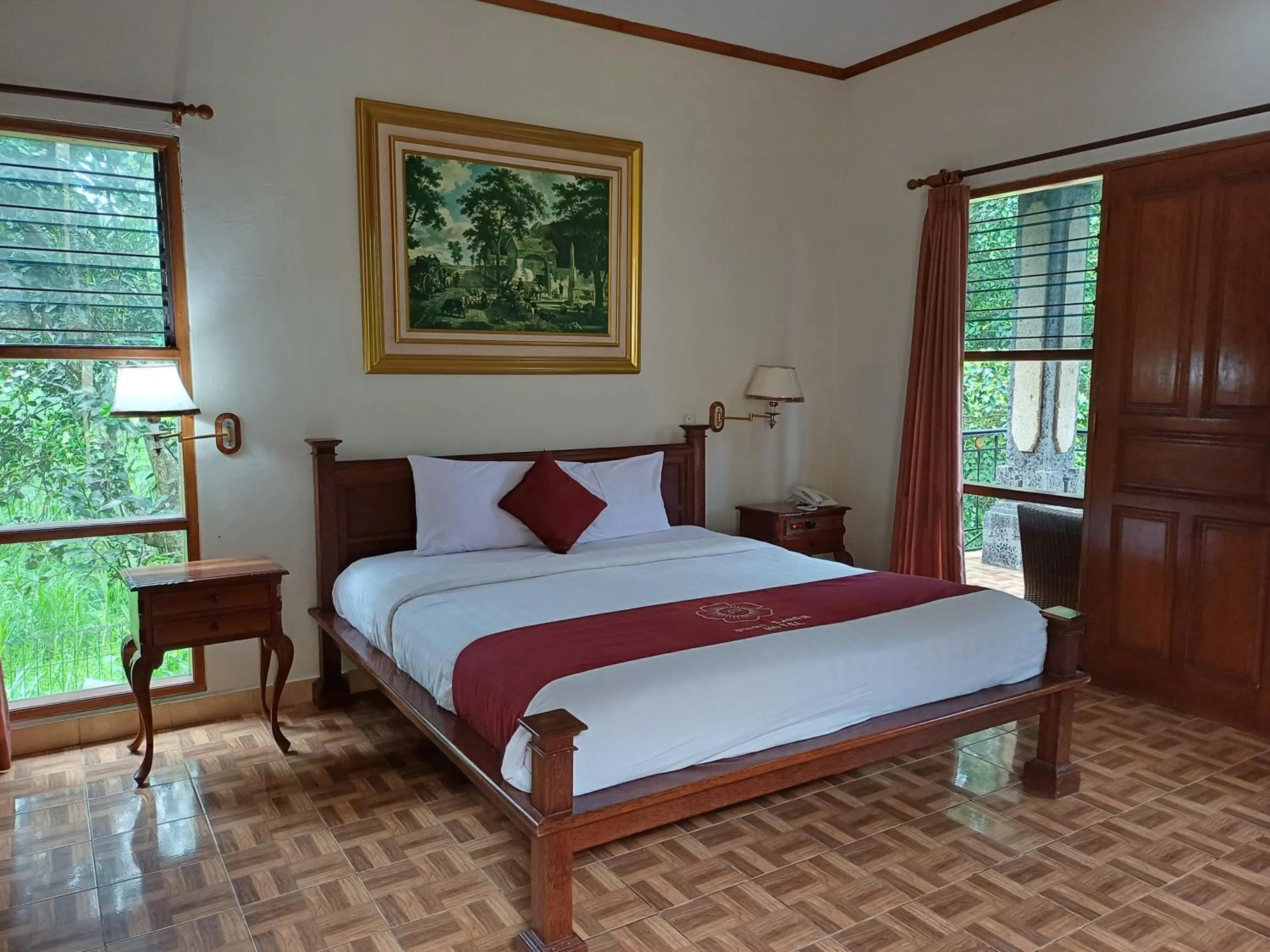 Bedroom, Bed in Puri Saron Hotel Madangan - Gianyar