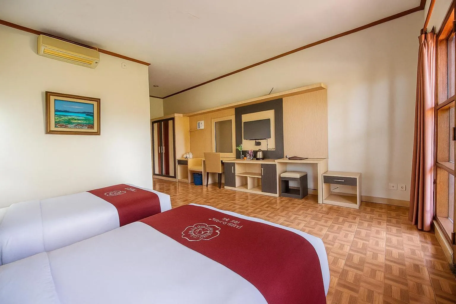 Bedroom, Bed in Puri Saron Hotel Madangan - Gianyar