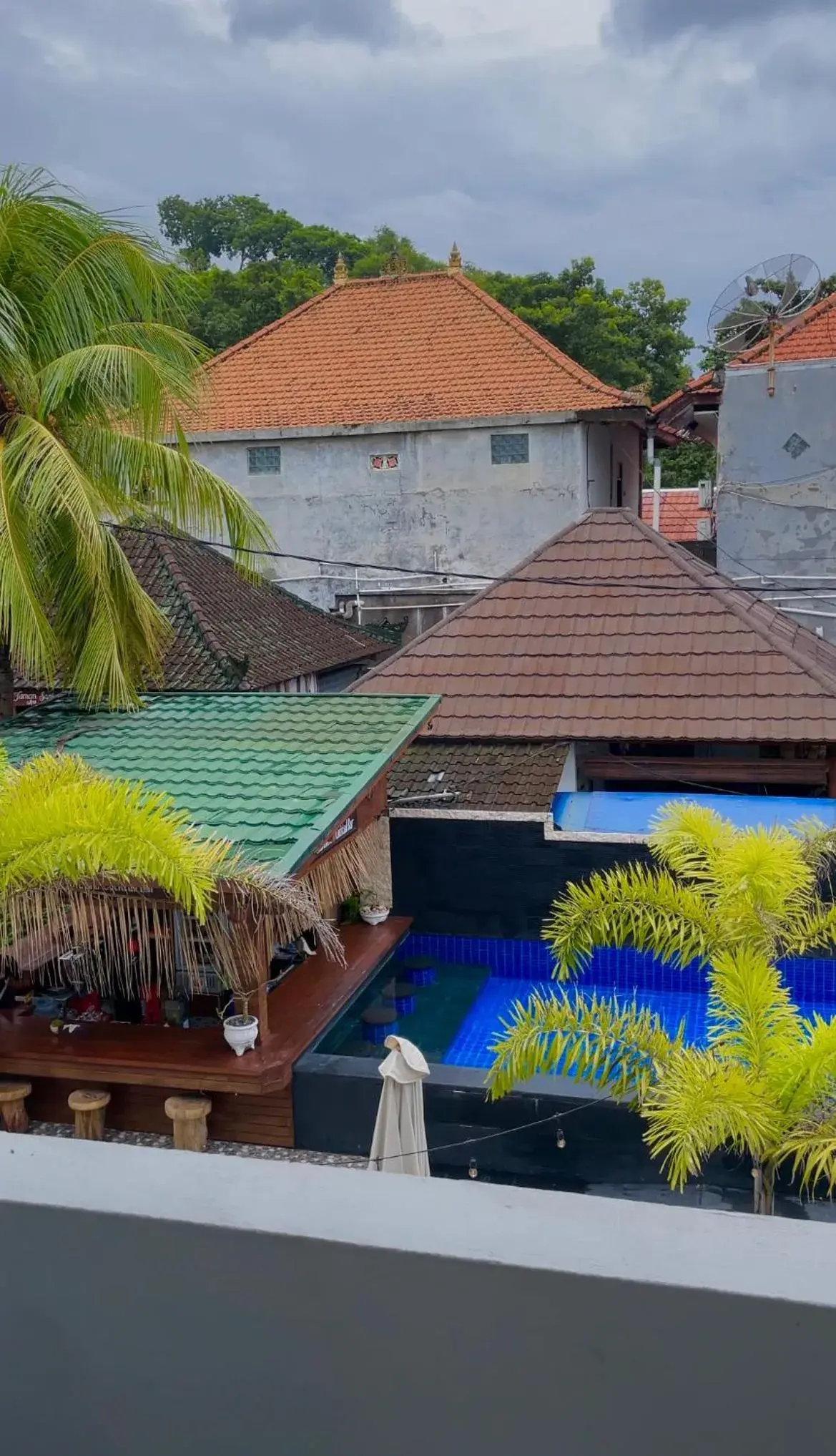 Swimming pool in Absolute Scuba Bali Dive Resort Swimming pool in Absolute Scuba Bali Dive Resort