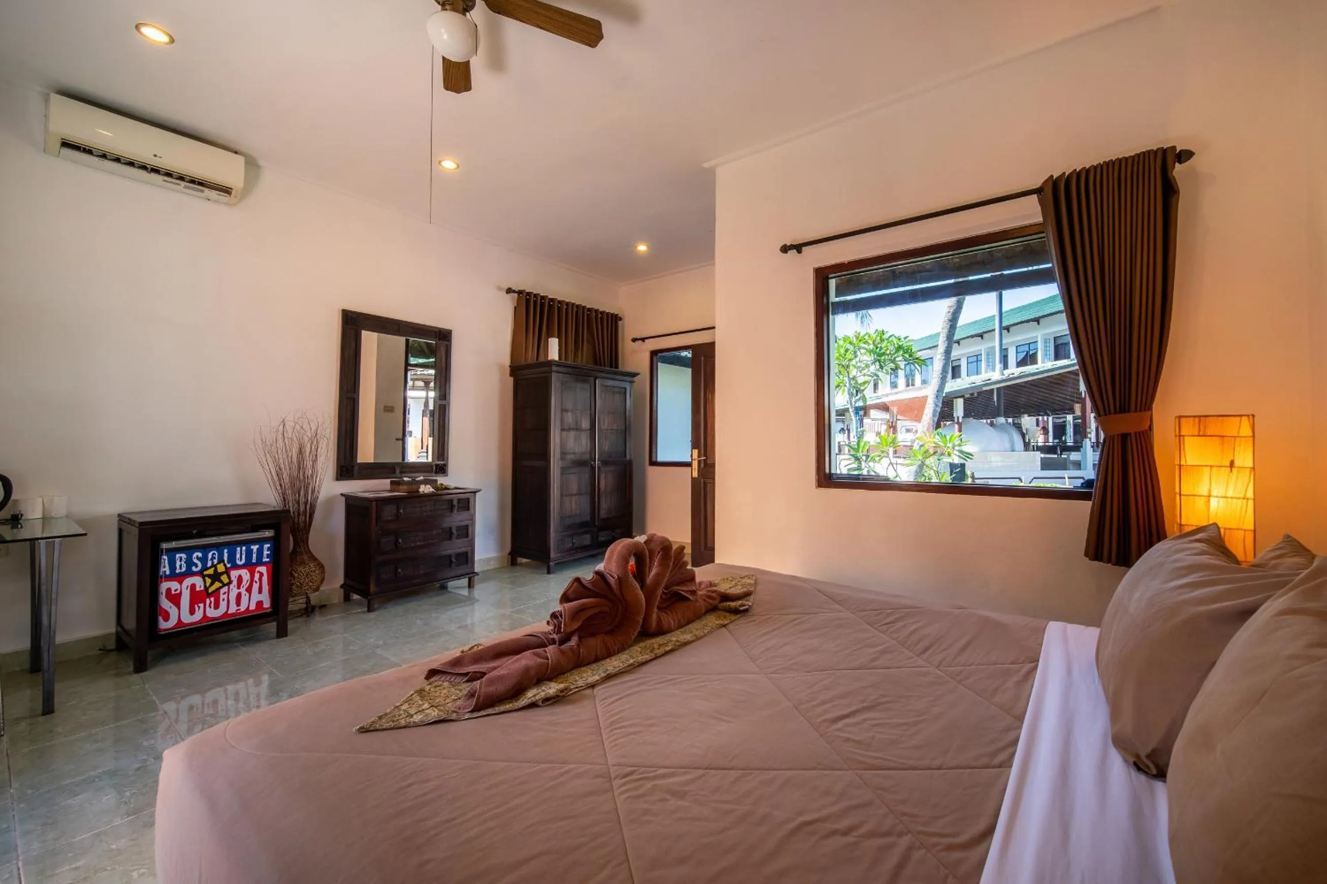 Photo of the whole room, Bed in Absolute Scuba Bali Dive Resort