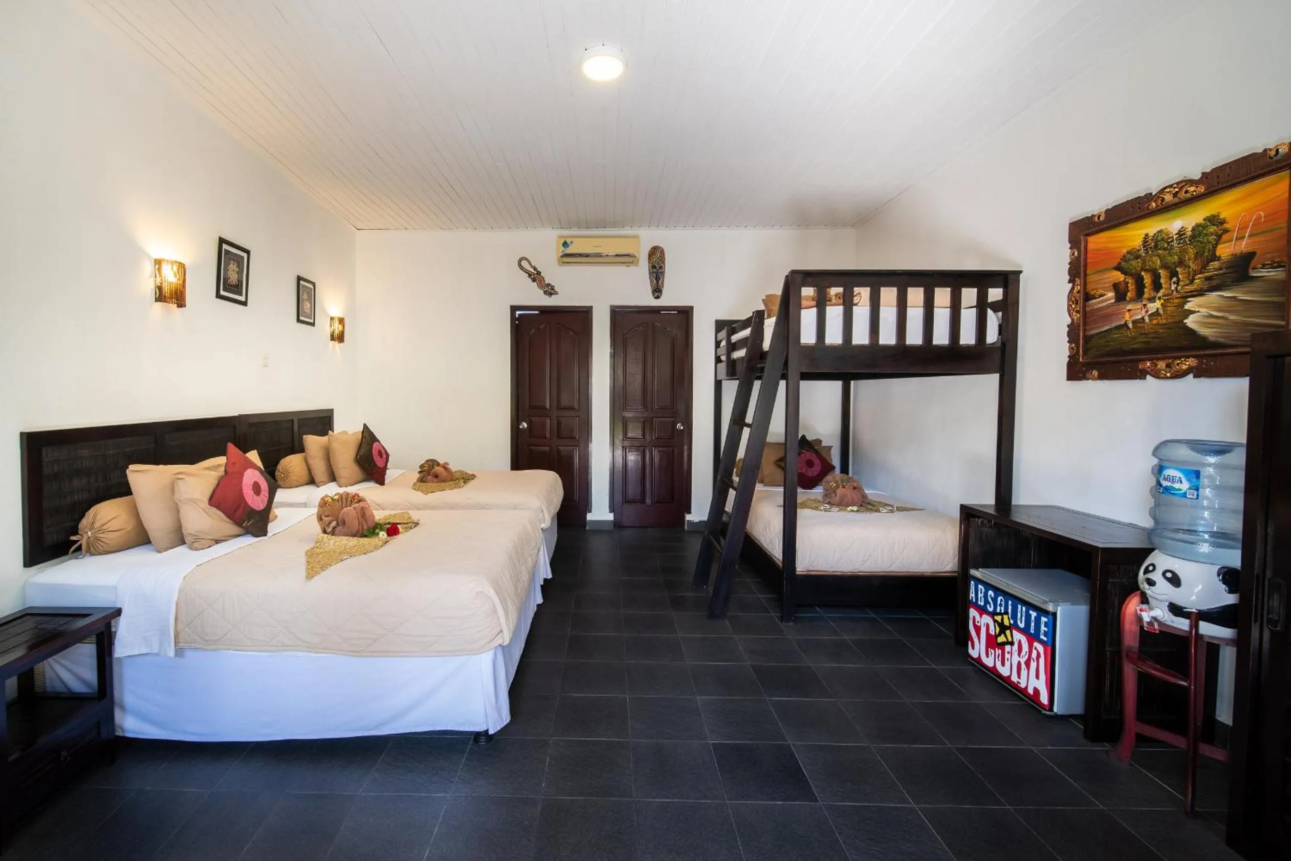 Photo of the whole room, Bed in Absolute Scuba Bali Dive Resort