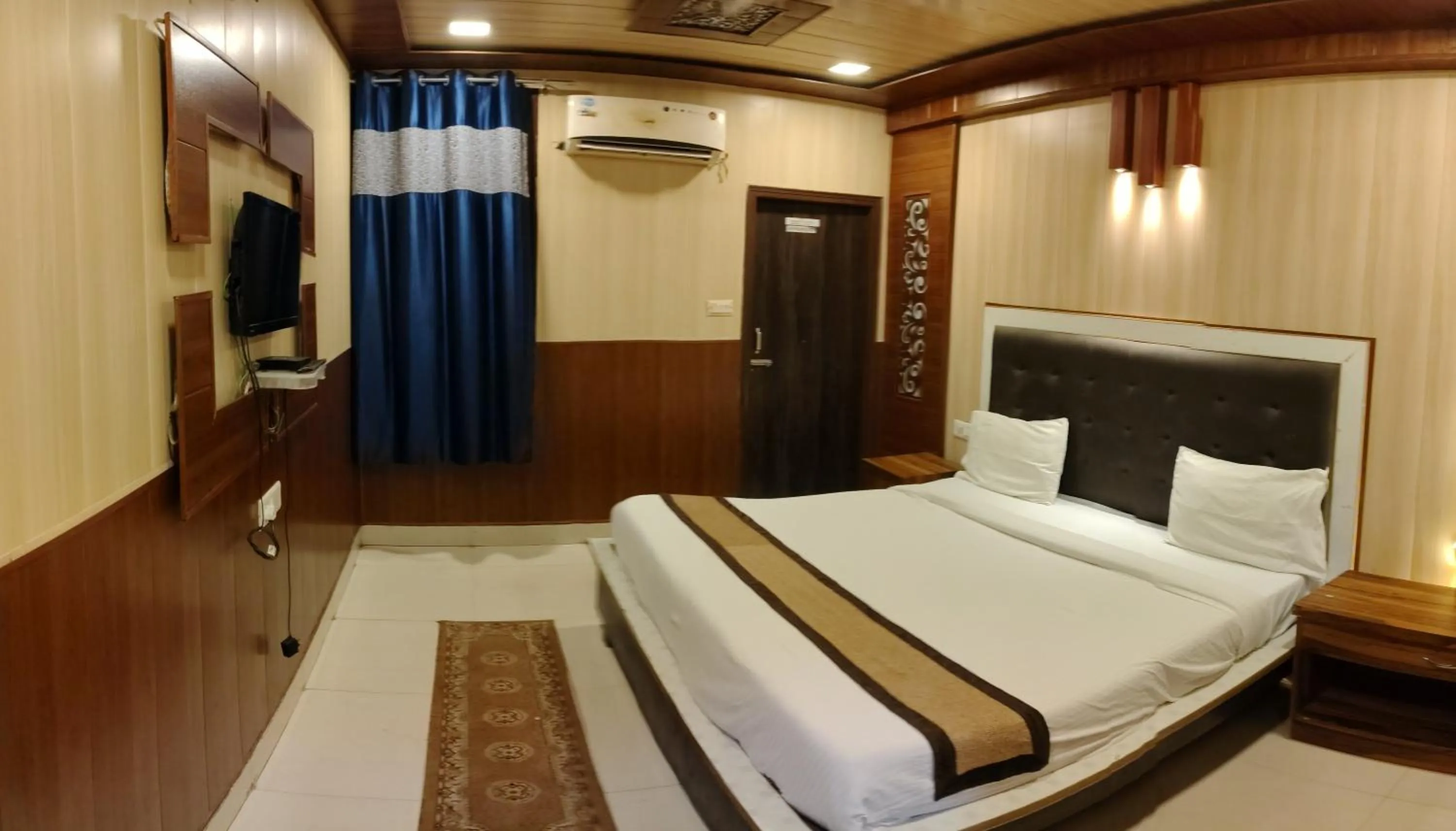 Bed in Bedweiser Backpackers Hostel