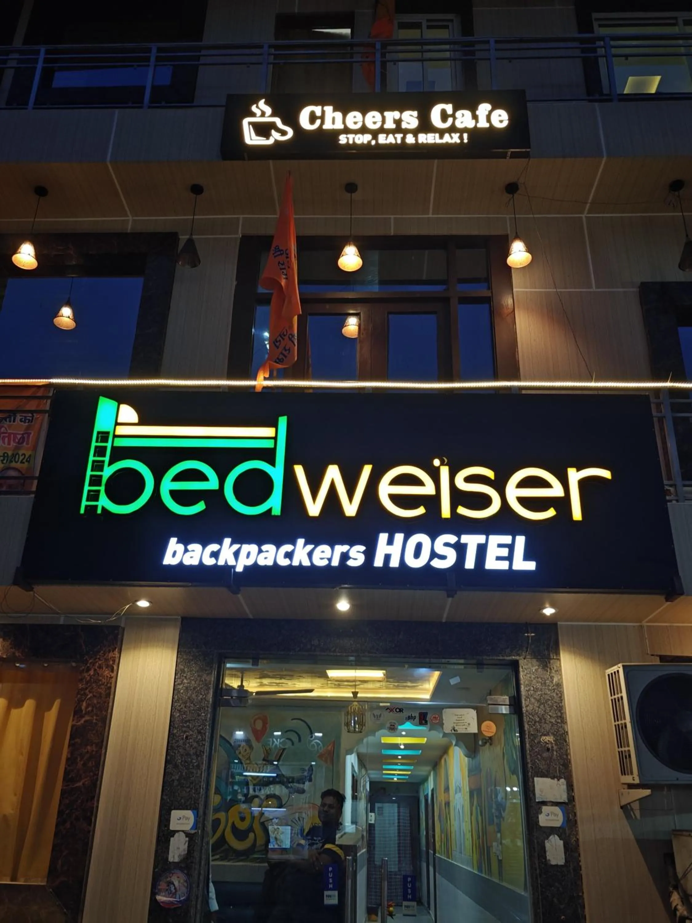 Bedweiser Backpackers Hostel