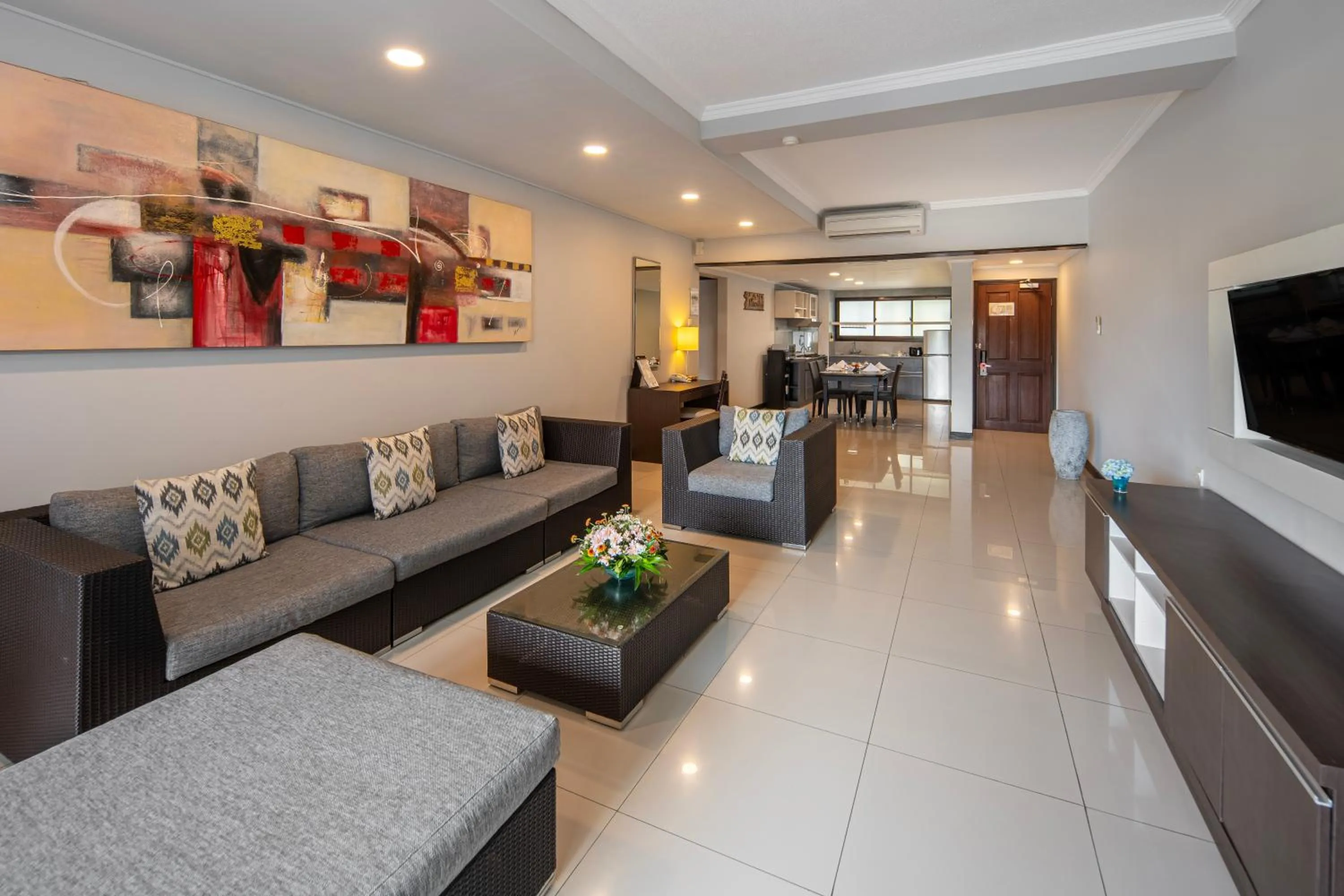 Living room in Prime Plaza Suites Sanur – Bali
