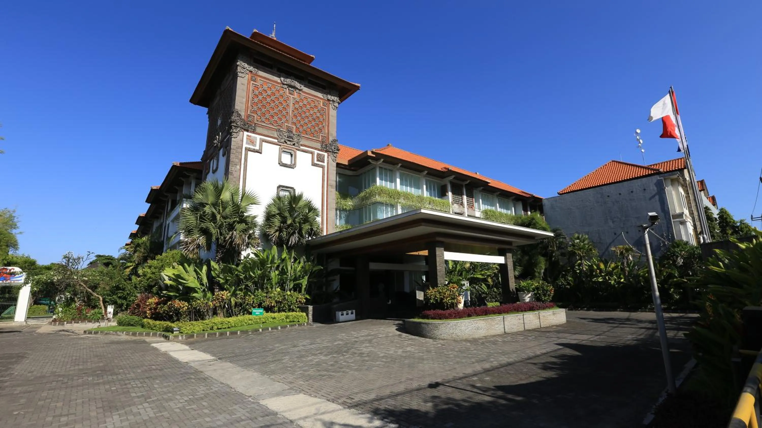 Property building in Prime Plaza Suites Sanur – Bali
