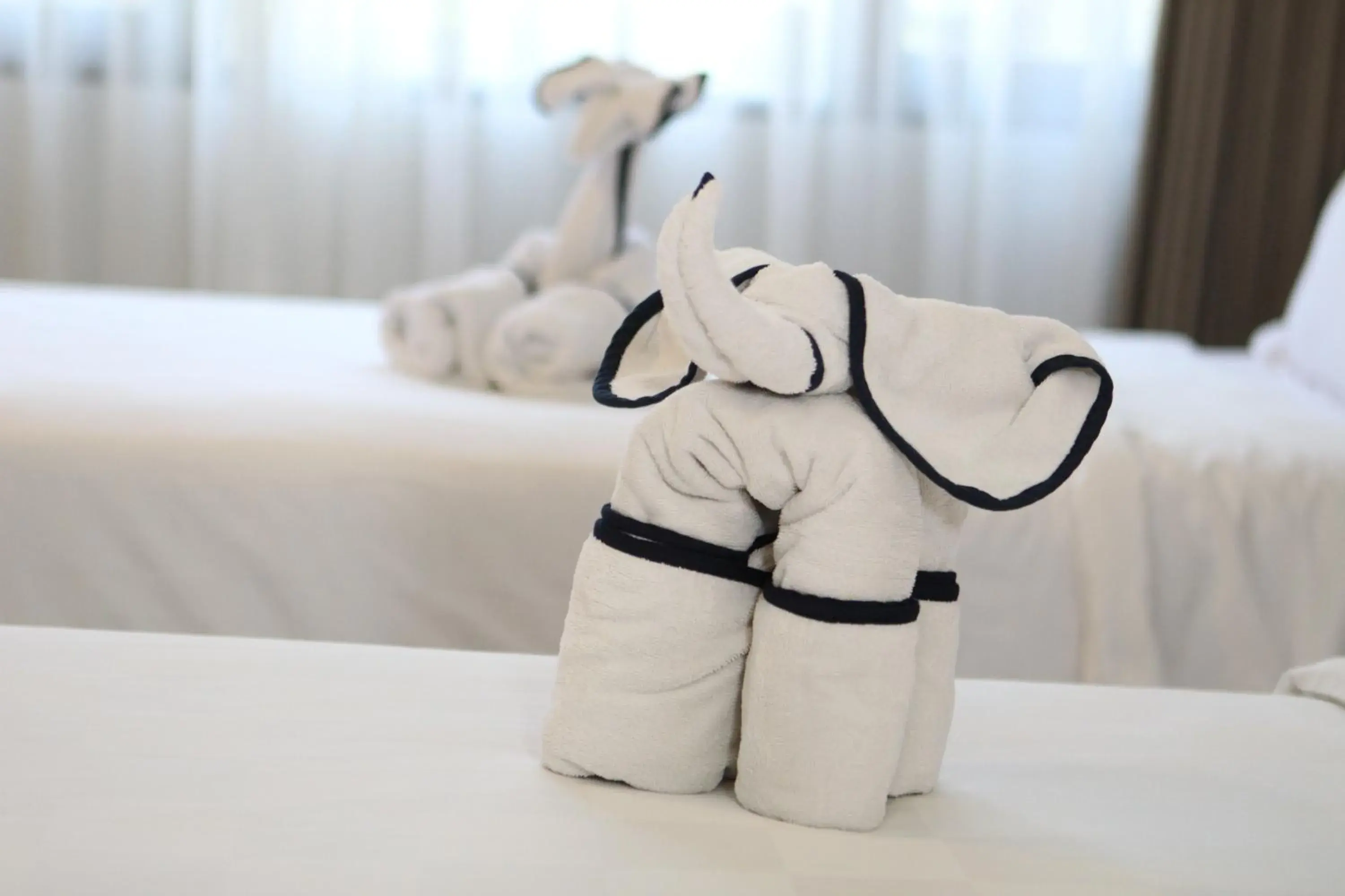 Decorative detail, Bed in Prime Plaza Suites Sanur – Bali Decorative detail, Bed in Prime Plaza Suites Sanur – Bali