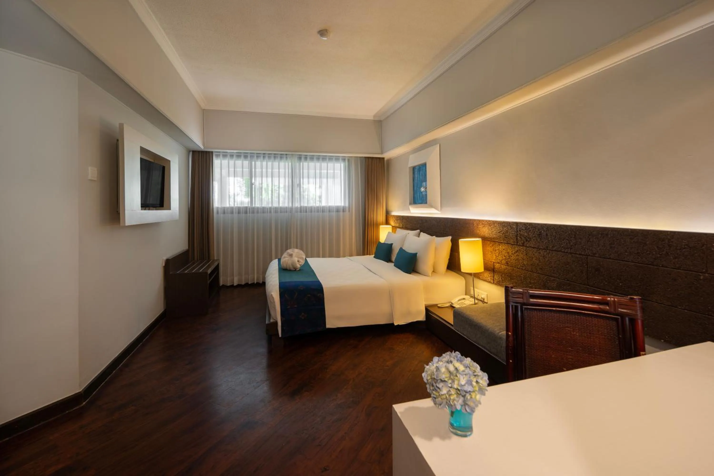 Bedroom, Bed in Prime Plaza Suites Sanur – Bali