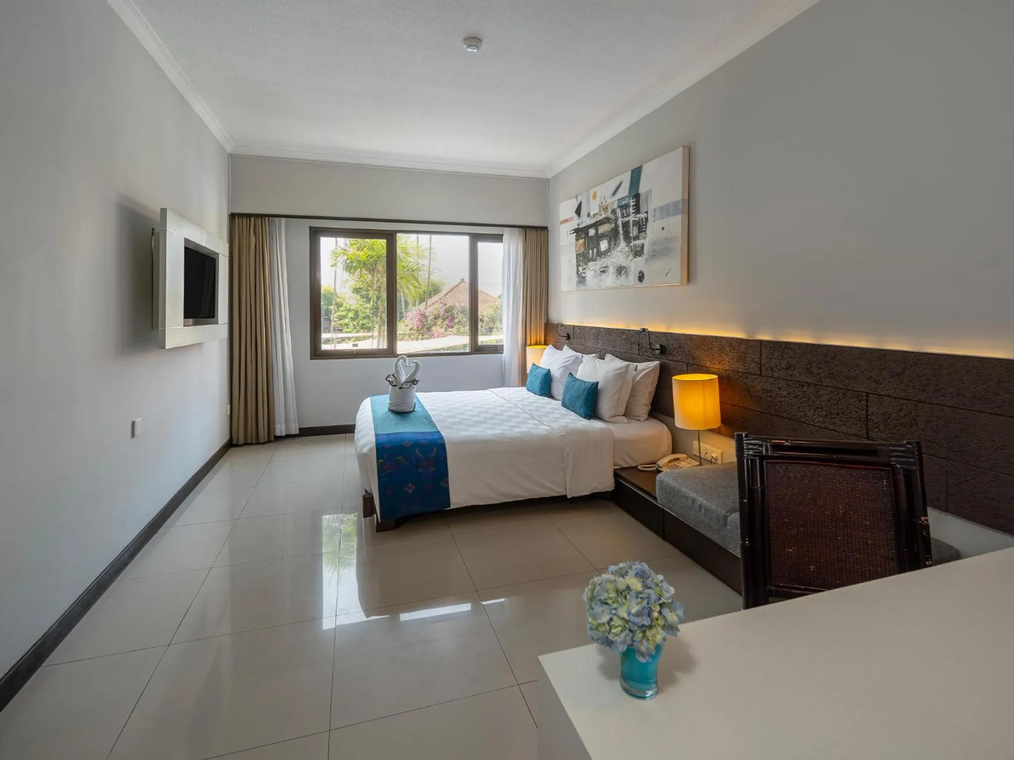 Bedroom, Bed in Prime Plaza Suites Sanur – Bali
