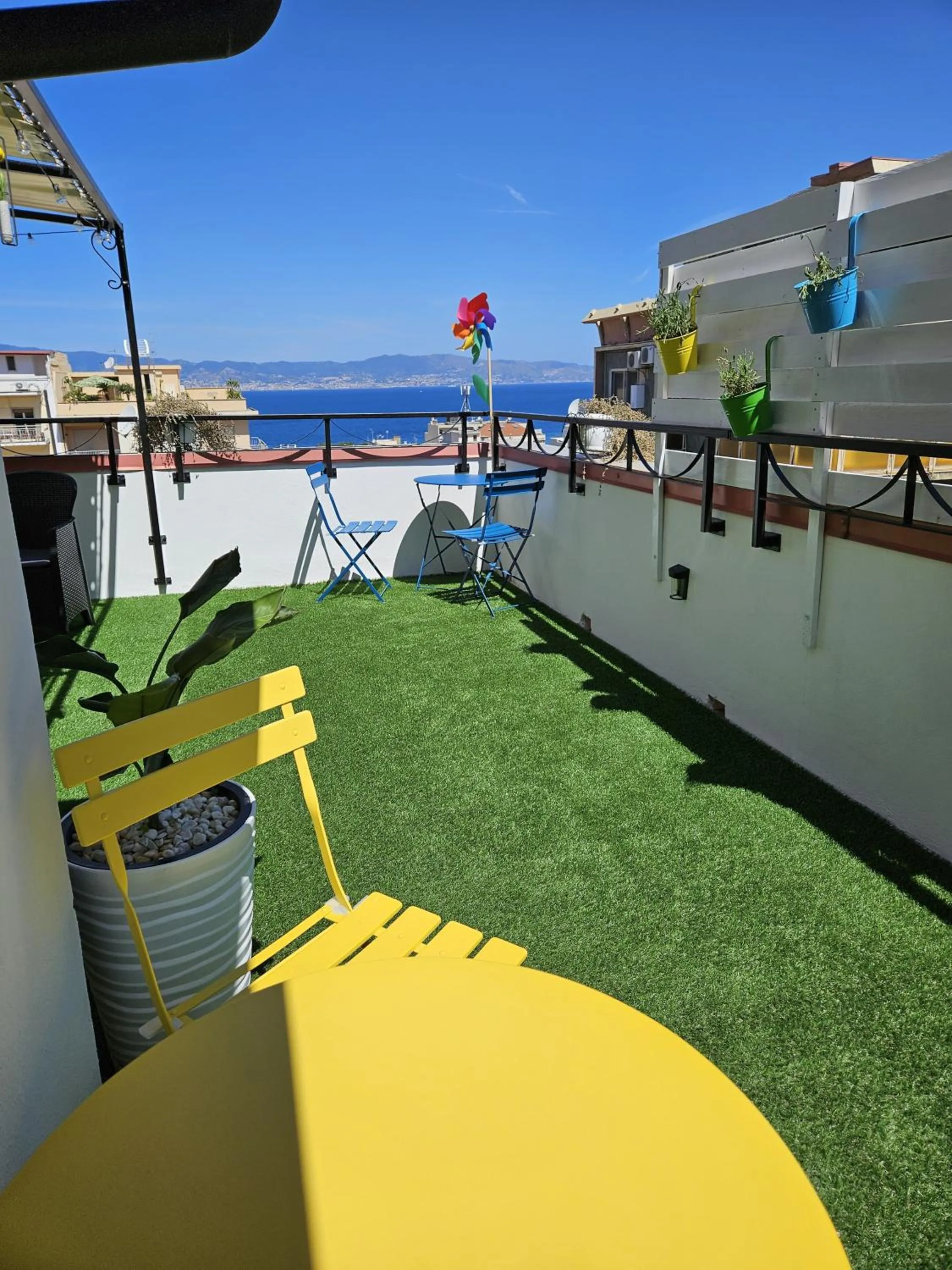 View (from property/room) in B&B Fuori Squadro - In Centro Città - Terrazza Relax vista Mare