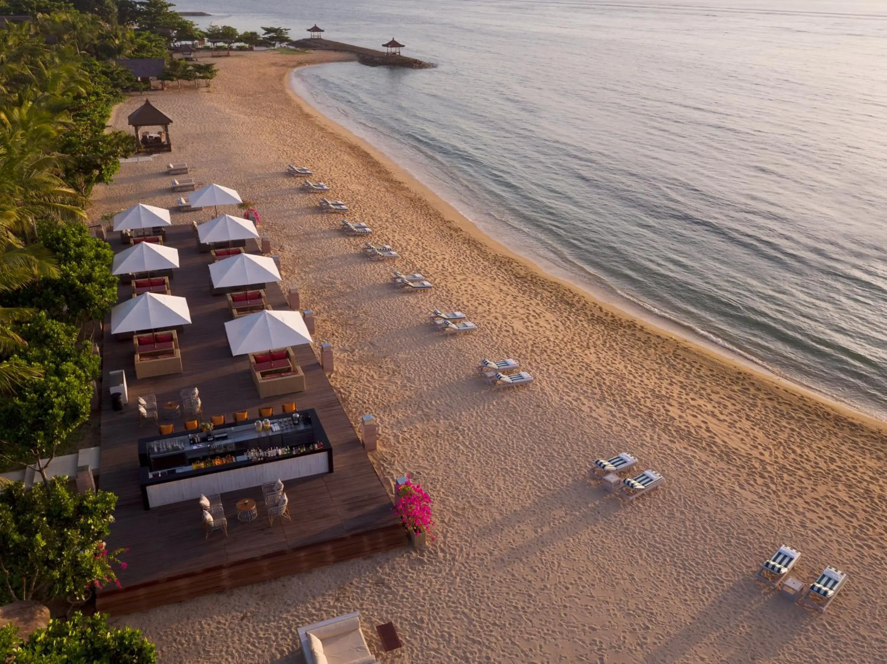 Restaurant/places to eat in The Royal Santrian Restaurant/places to eat in The Royal Santrian