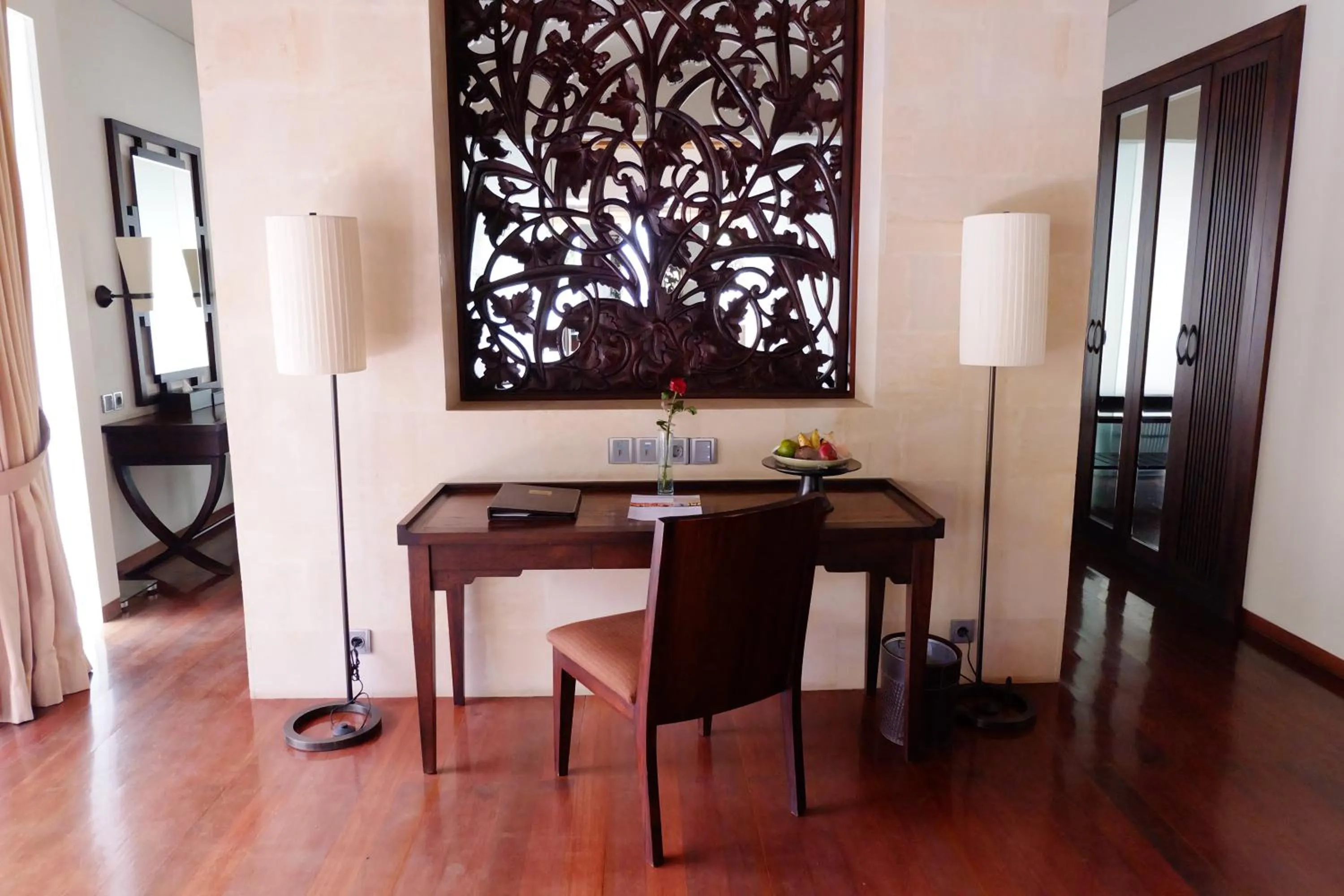 Living room in The Royal Santrian