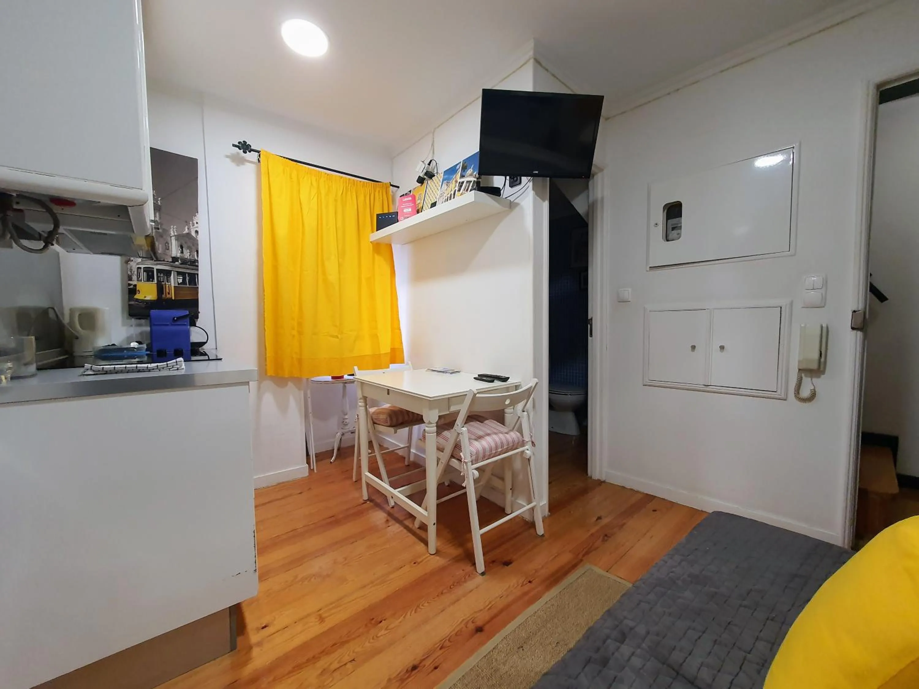 Dining area in Casa do Garcês by Lisbon Village Apartments