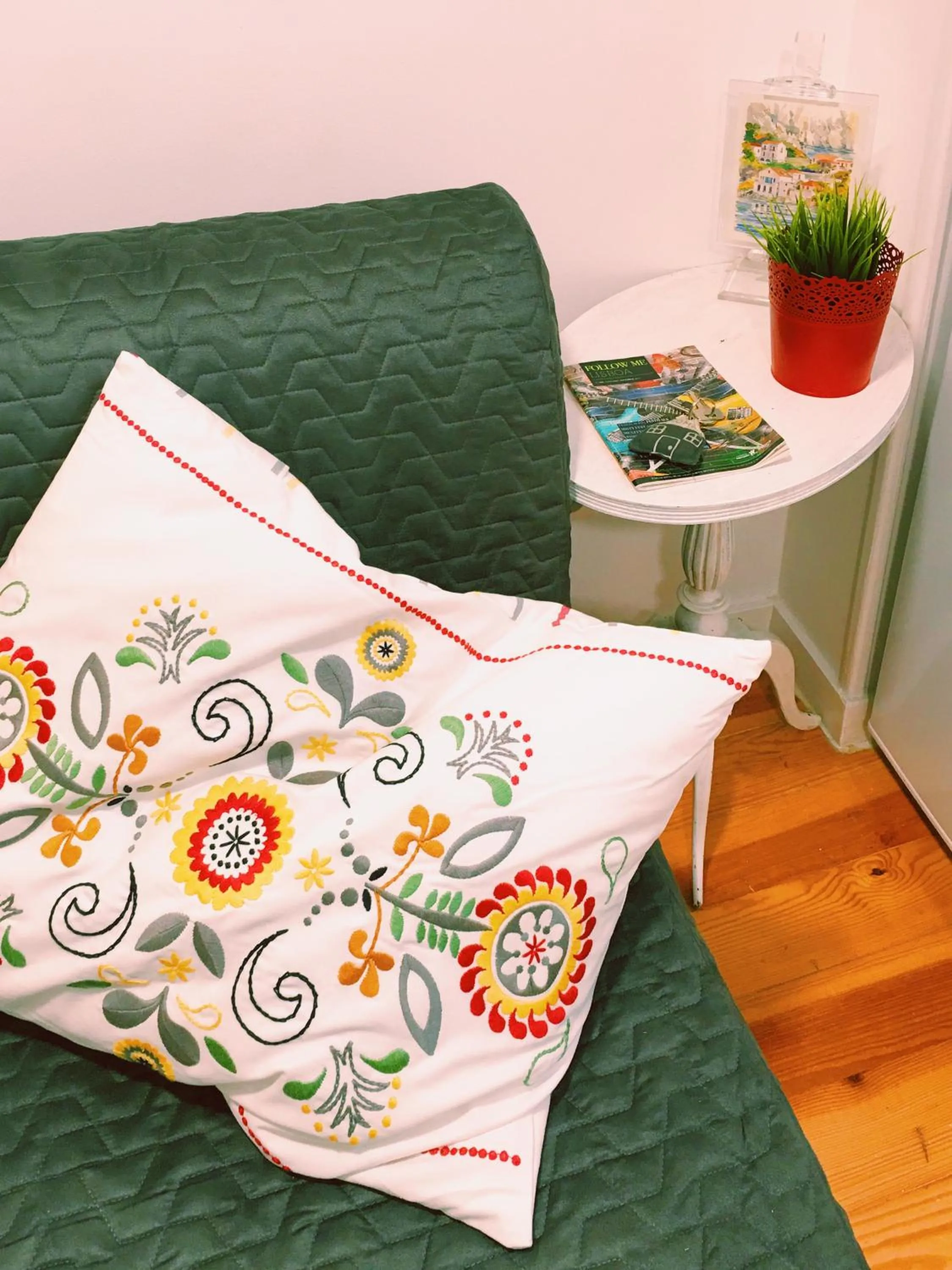 Living room in Casa do Garcês by Lisbon Village Apartments
