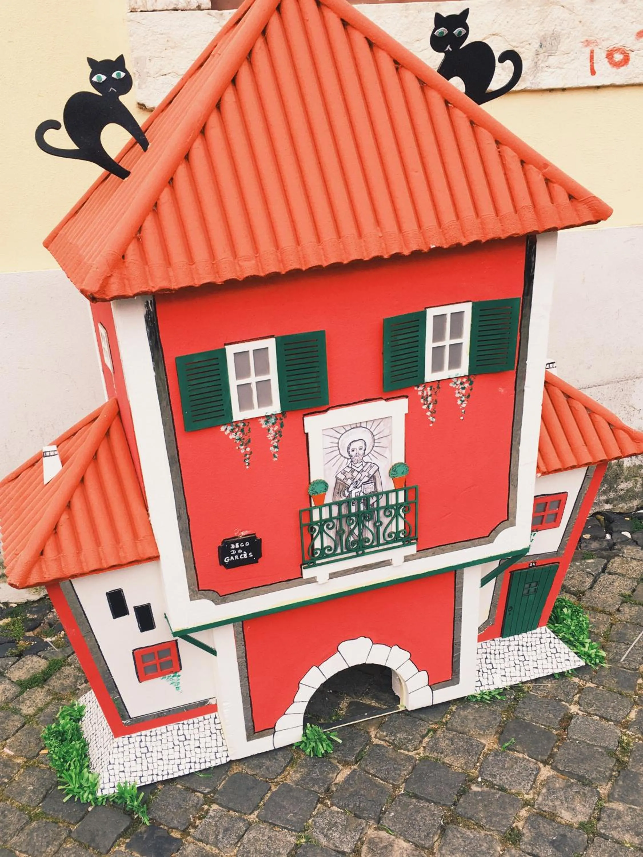 Neighbourhood in Casa do Garcês by Lisbon Village Apartments