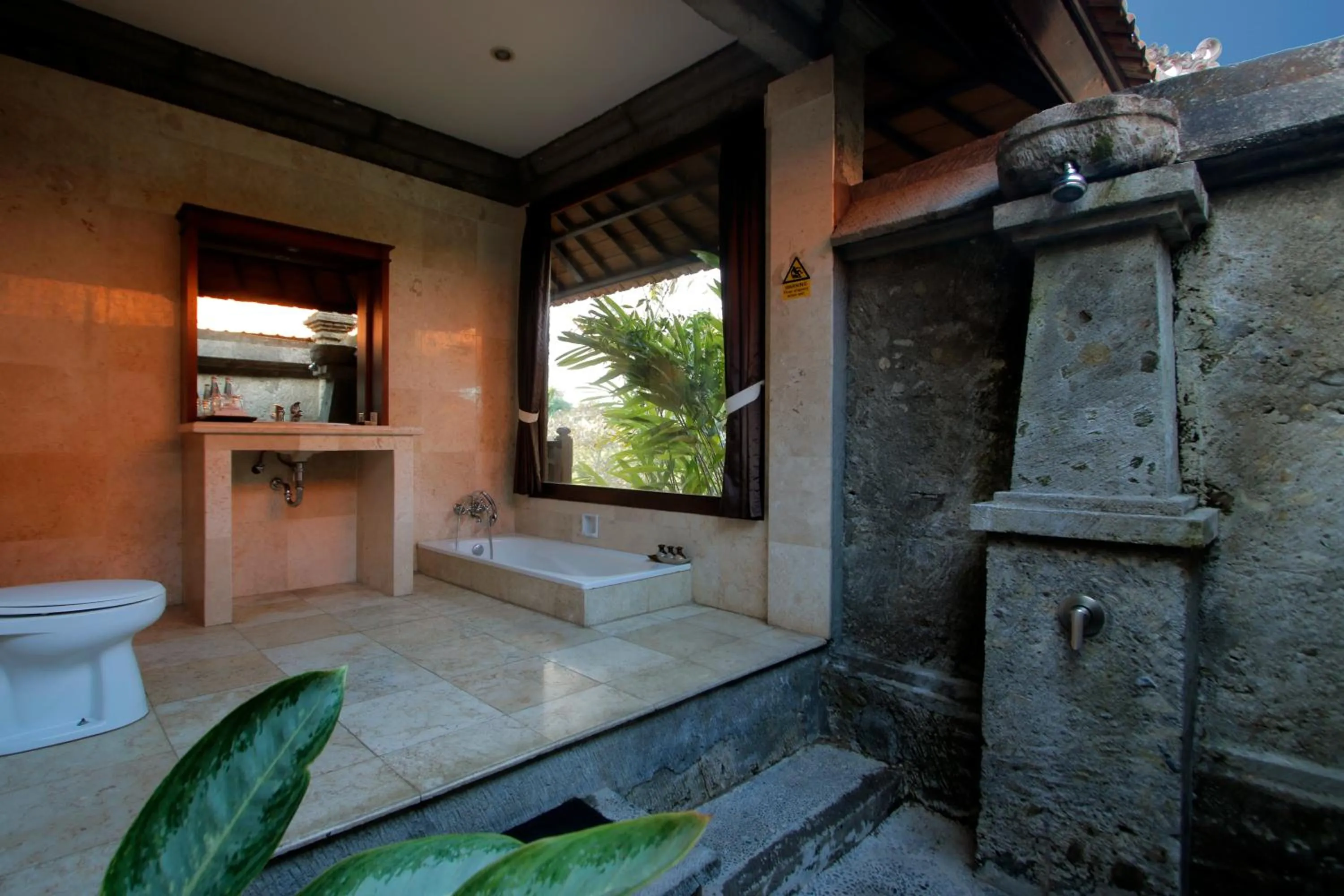Bathroom in Santi Mandala Villa & Spa
