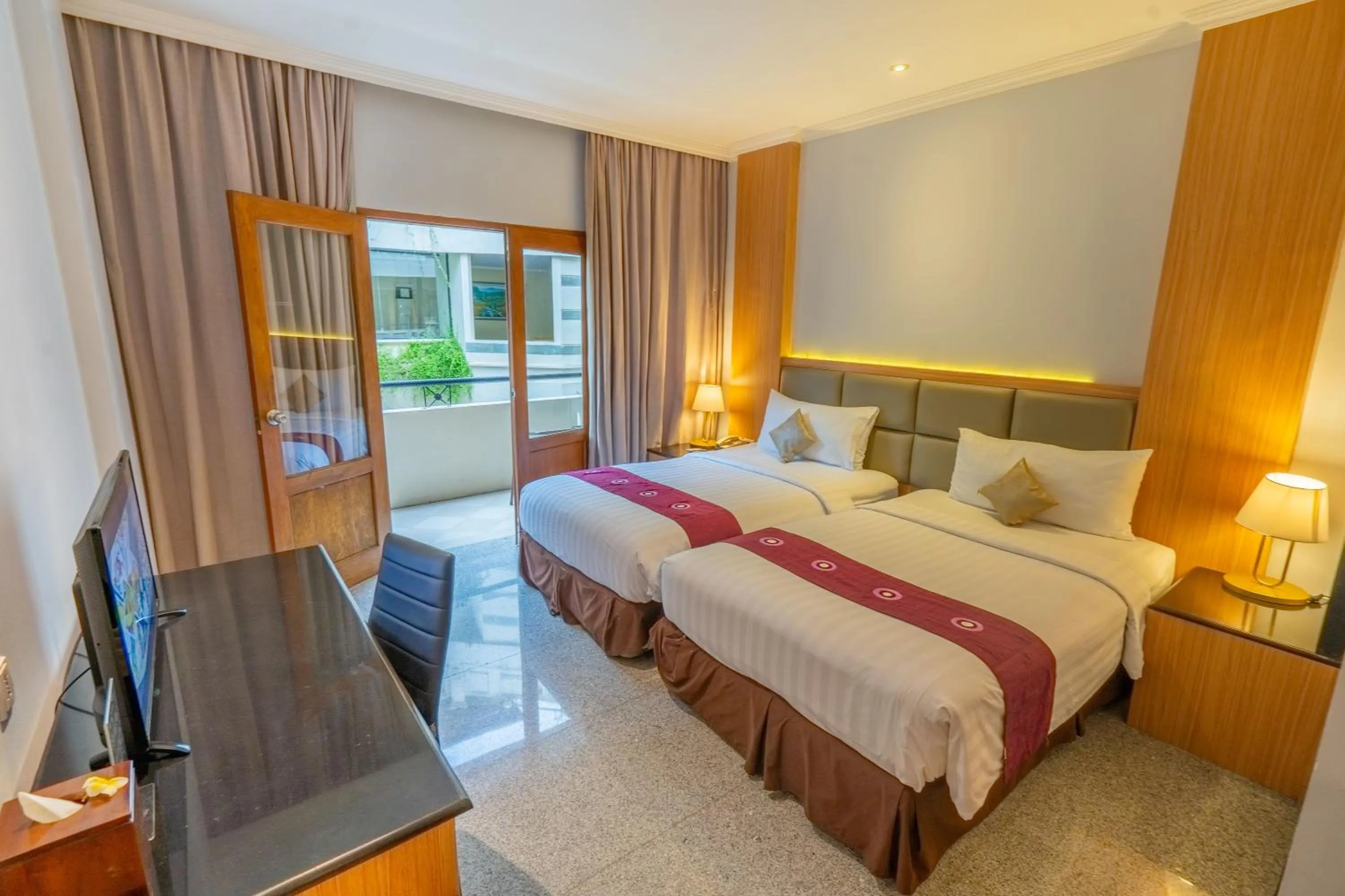 Bedroom, Bed in Famous Hotel Kuta Formerly Permata Kuta Hotel