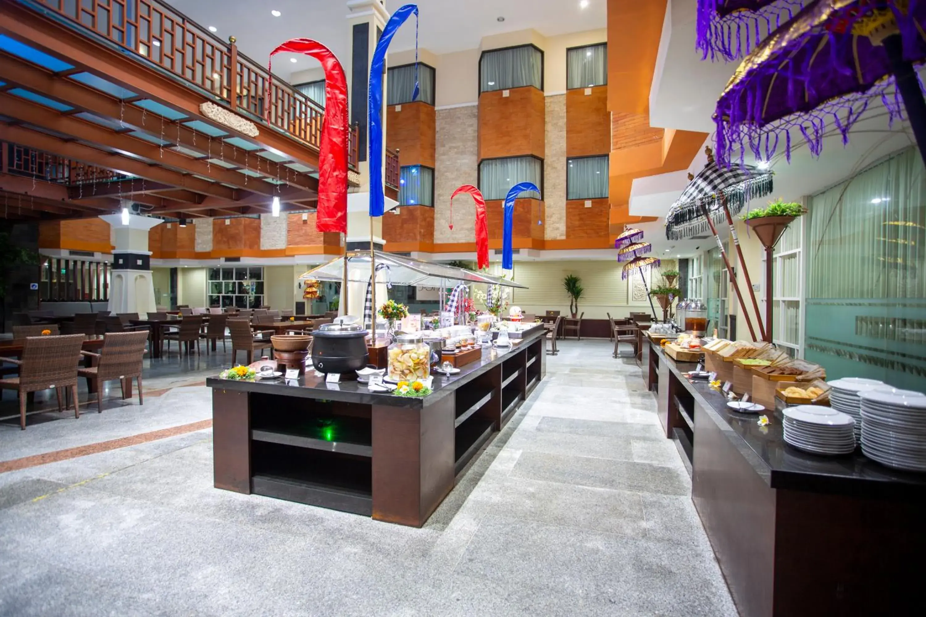 Restaurant/places to eat in Famous Hotel Kuta Formerly Permata Kuta Hotel Restaurant/places to eat in Famous Hotel Kuta Formerly Permata Kuta Hotel