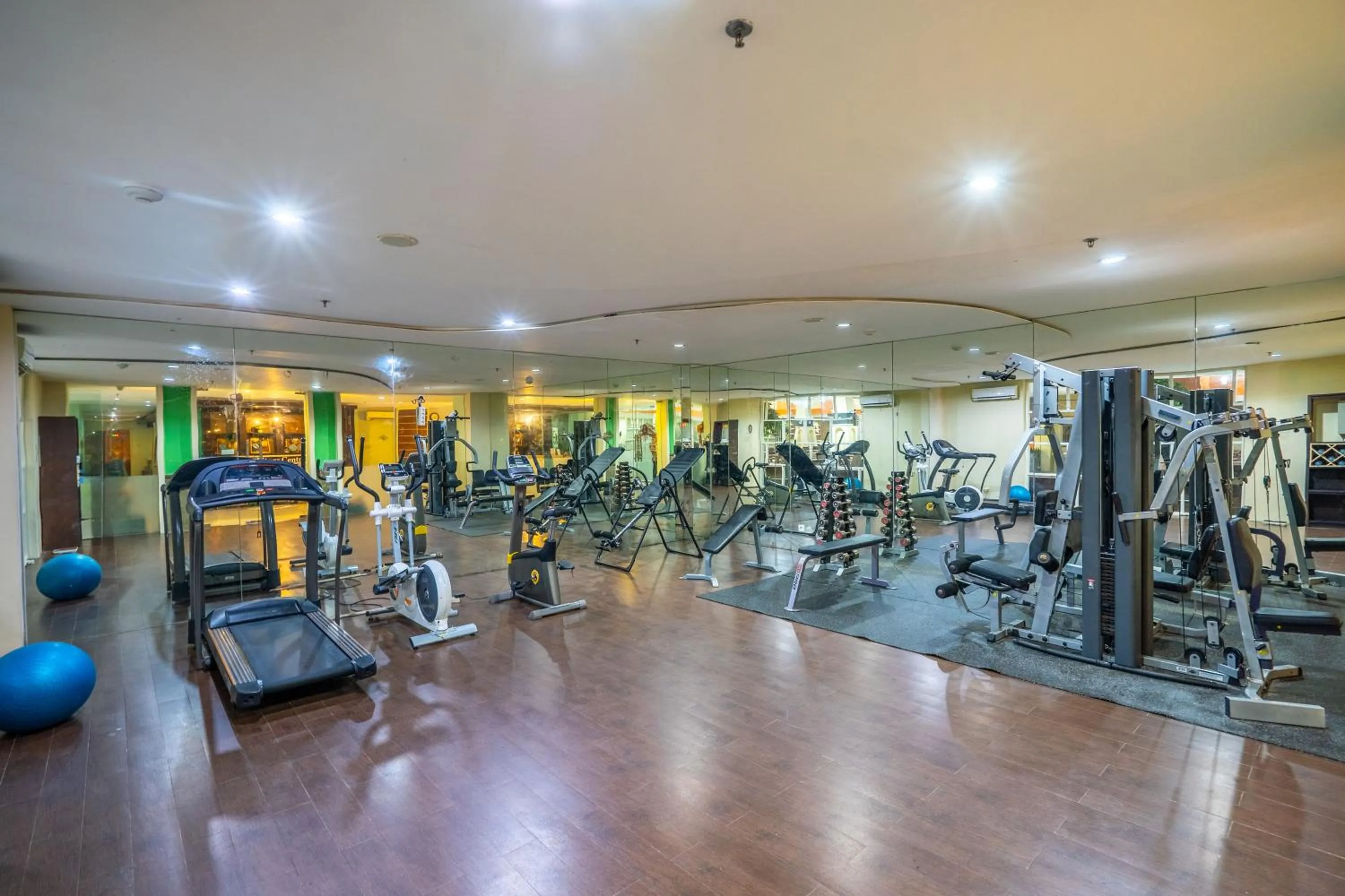 Fitness centre/facilities in Famous Hotel Kuta Formerly Permata Kuta Hotel