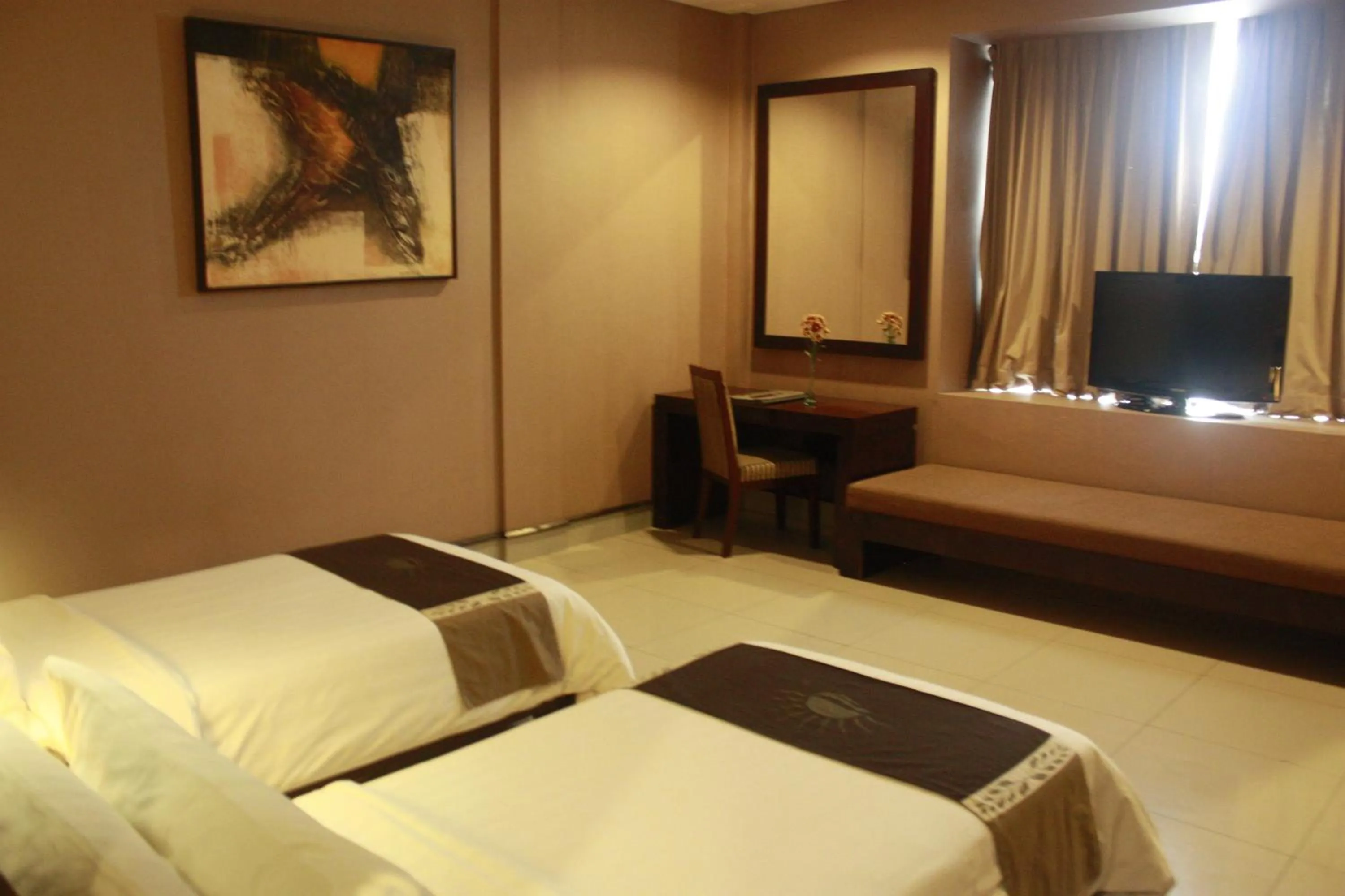 Bed, TV/Entertainment Center in 100 Sunset Boutique