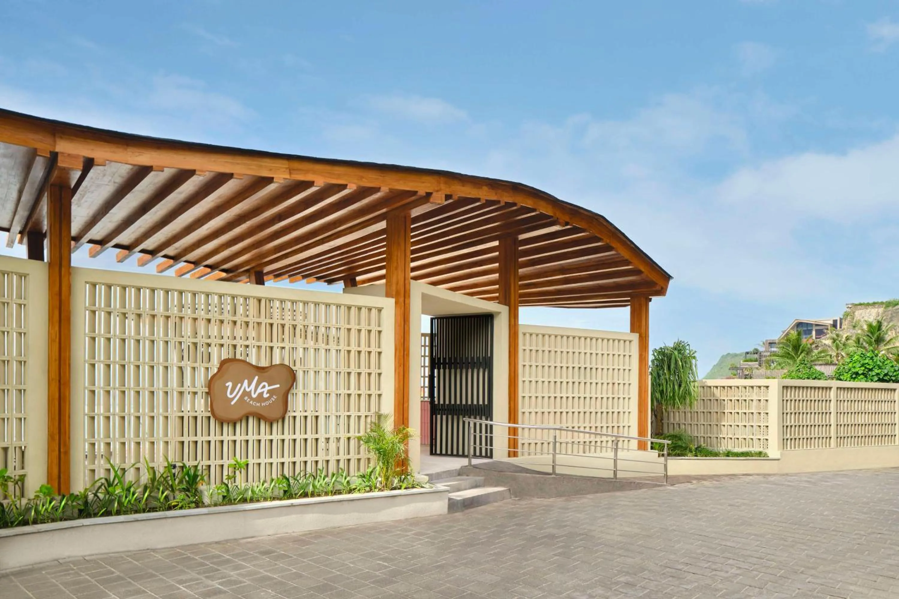 Restaurant/places to eat in Umana Bali, LXR Hotels & Resorts