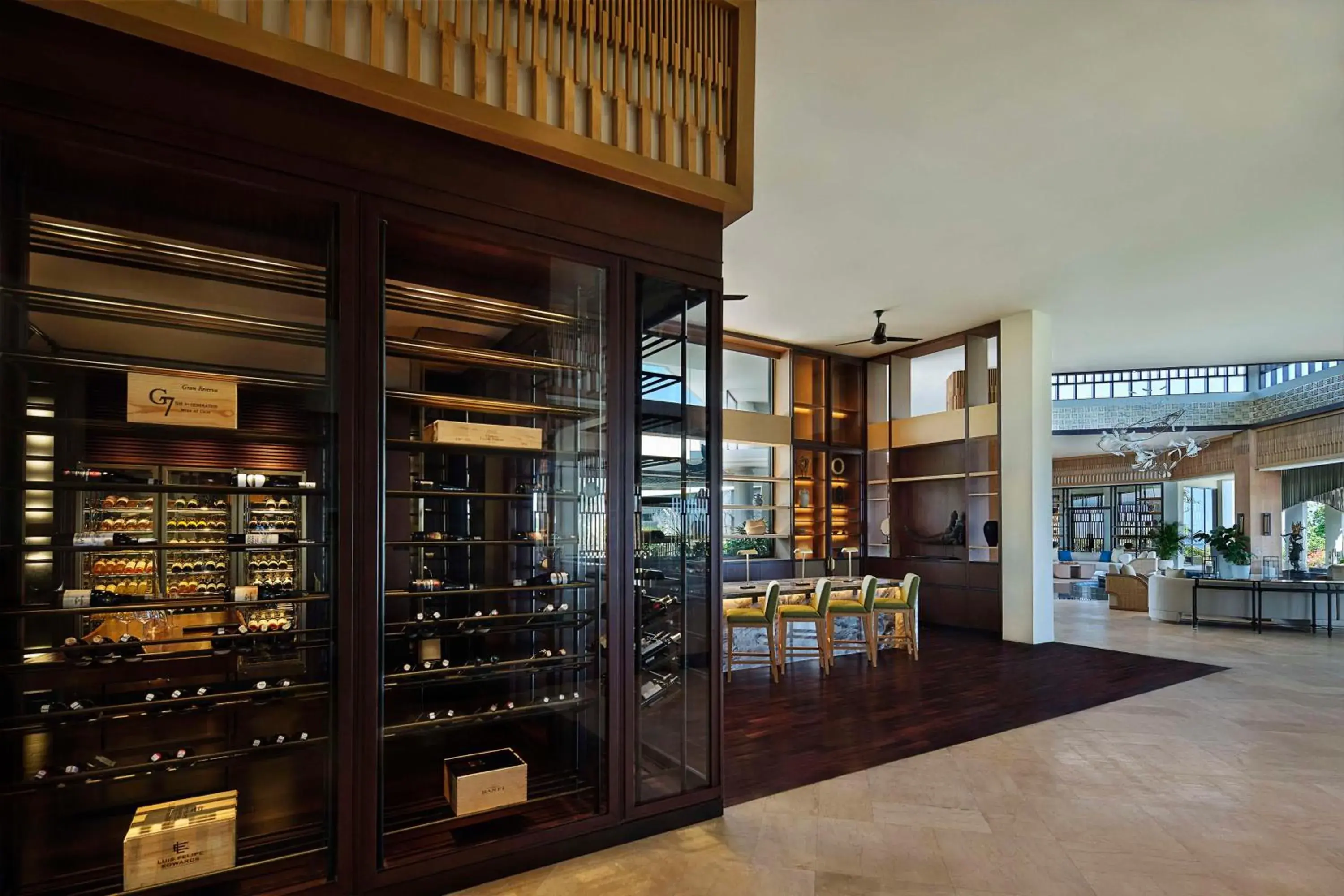 Lounge or bar in Umana Bali, LXR Hotels & Resorts by Hilton Lounge or bar in Umana Bali, LXR Hotels & Resorts by Hilton