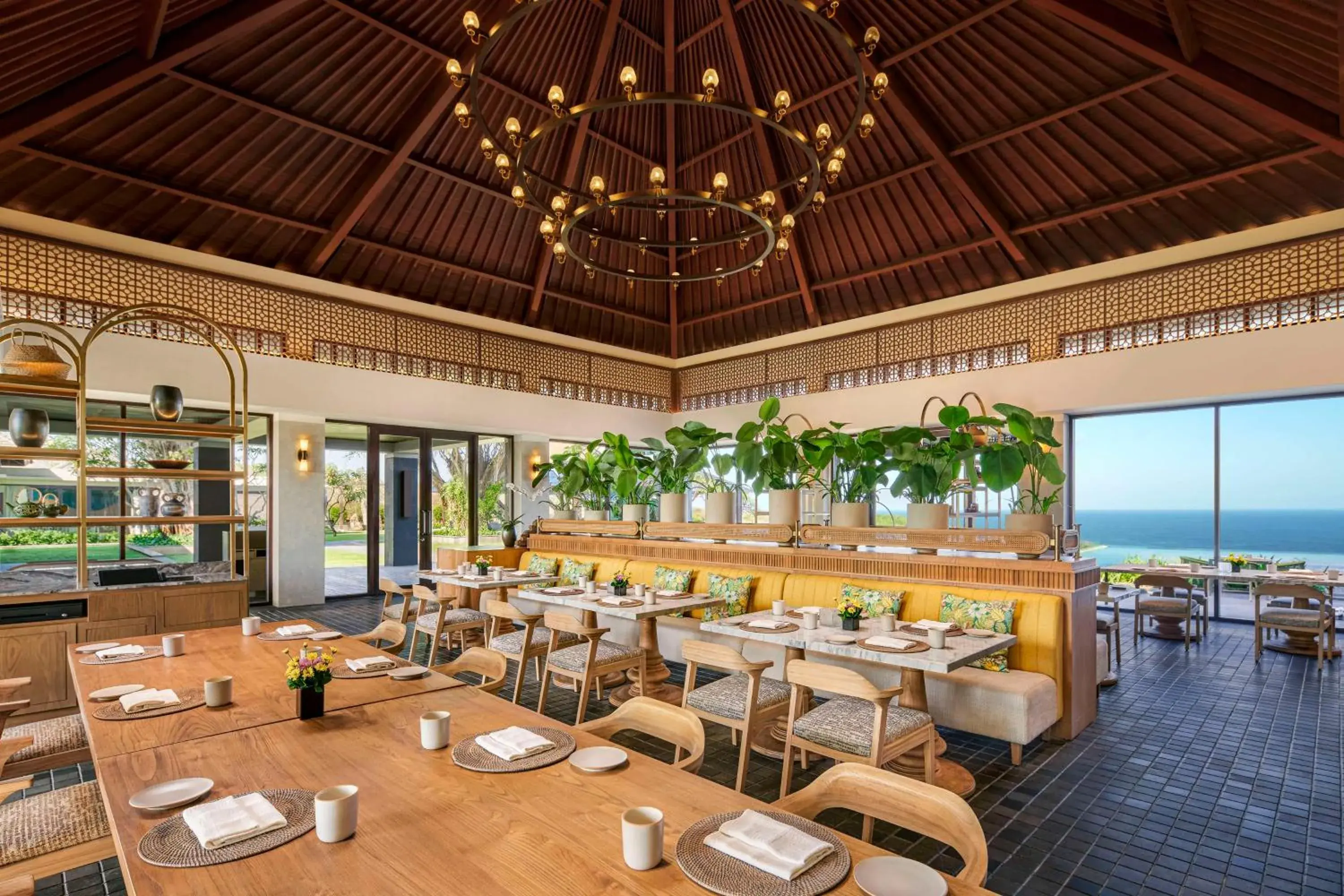 Restaurant/places to eat in Umana Bali, LXR Hotels & Resorts by Hilton Restaurant/places to eat in Umana Bali, LXR Hotels & Resorts by Hilton