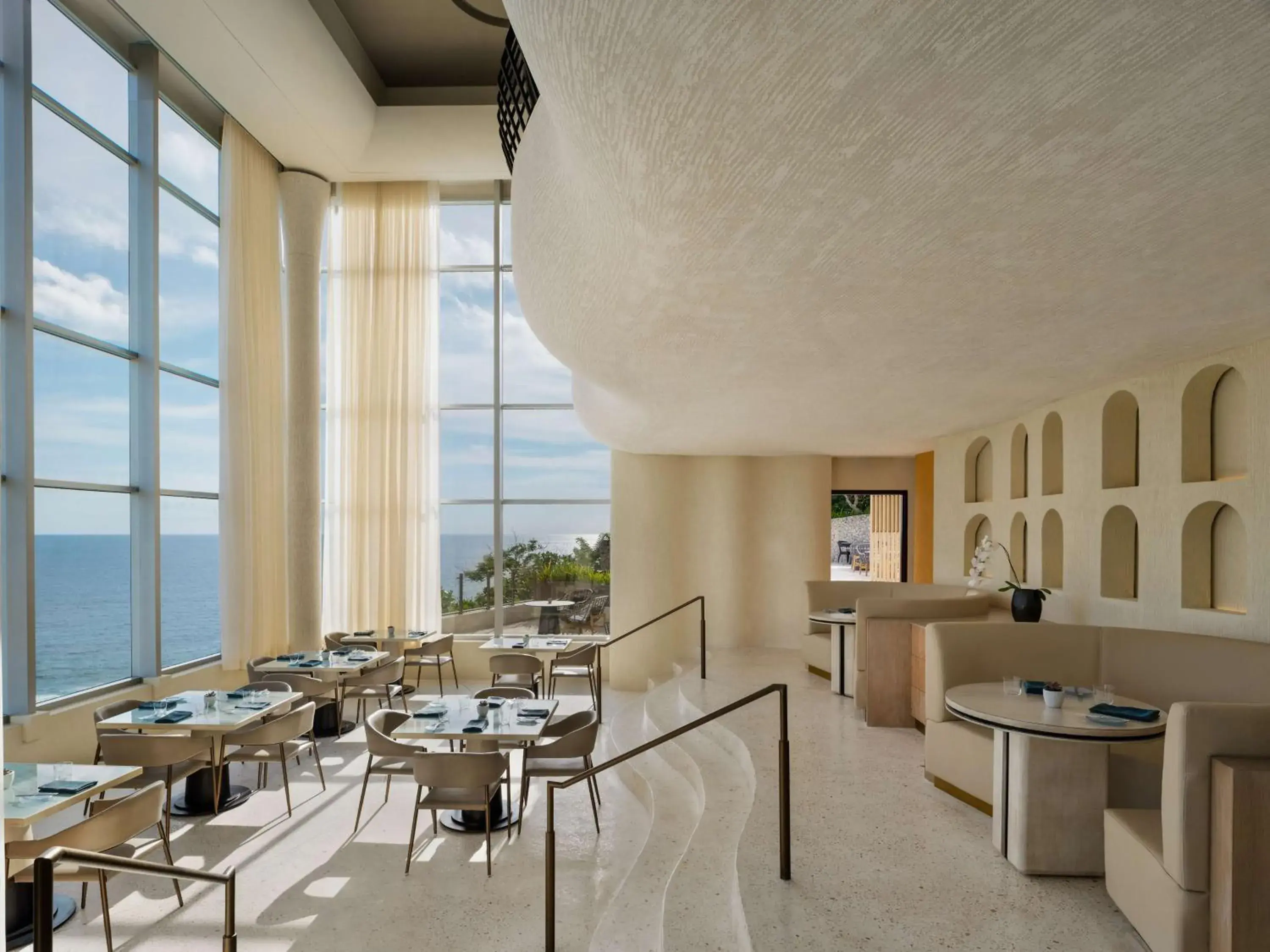 Restaurant/places to eat in Umana Bali, LXR Hotels & Resorts by Hilton Restaurant/places to eat in Umana Bali, LXR Hotels & Resorts by Hilton