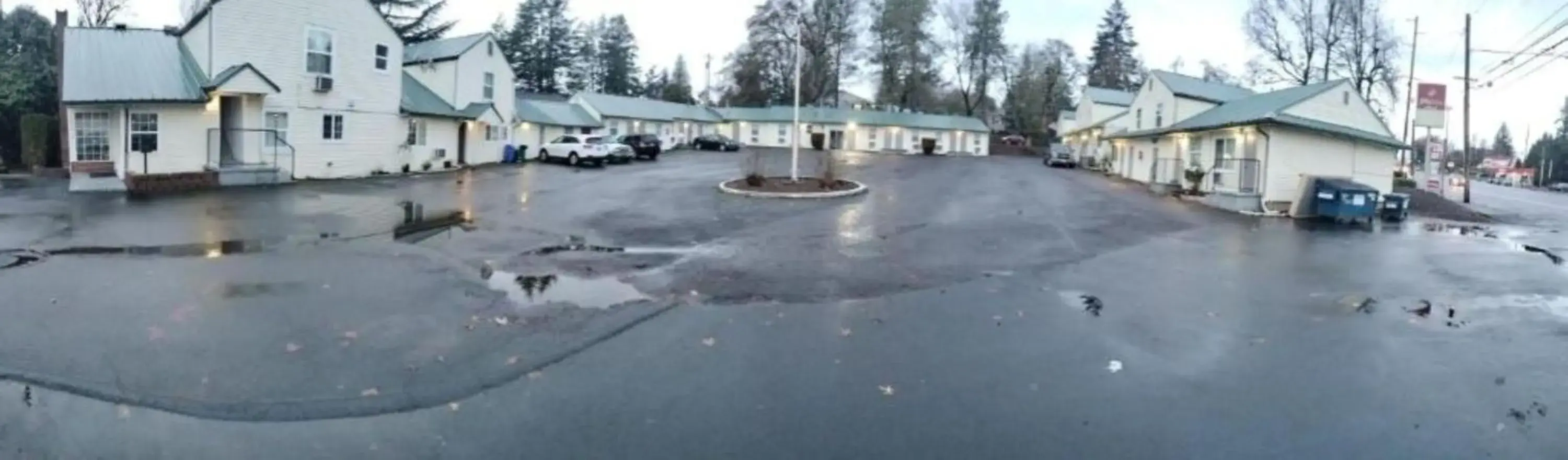 Facade/entrance in Budget Lodge by OYO Portland West Facade/entrance in Budget Lodge by OYO Portland West