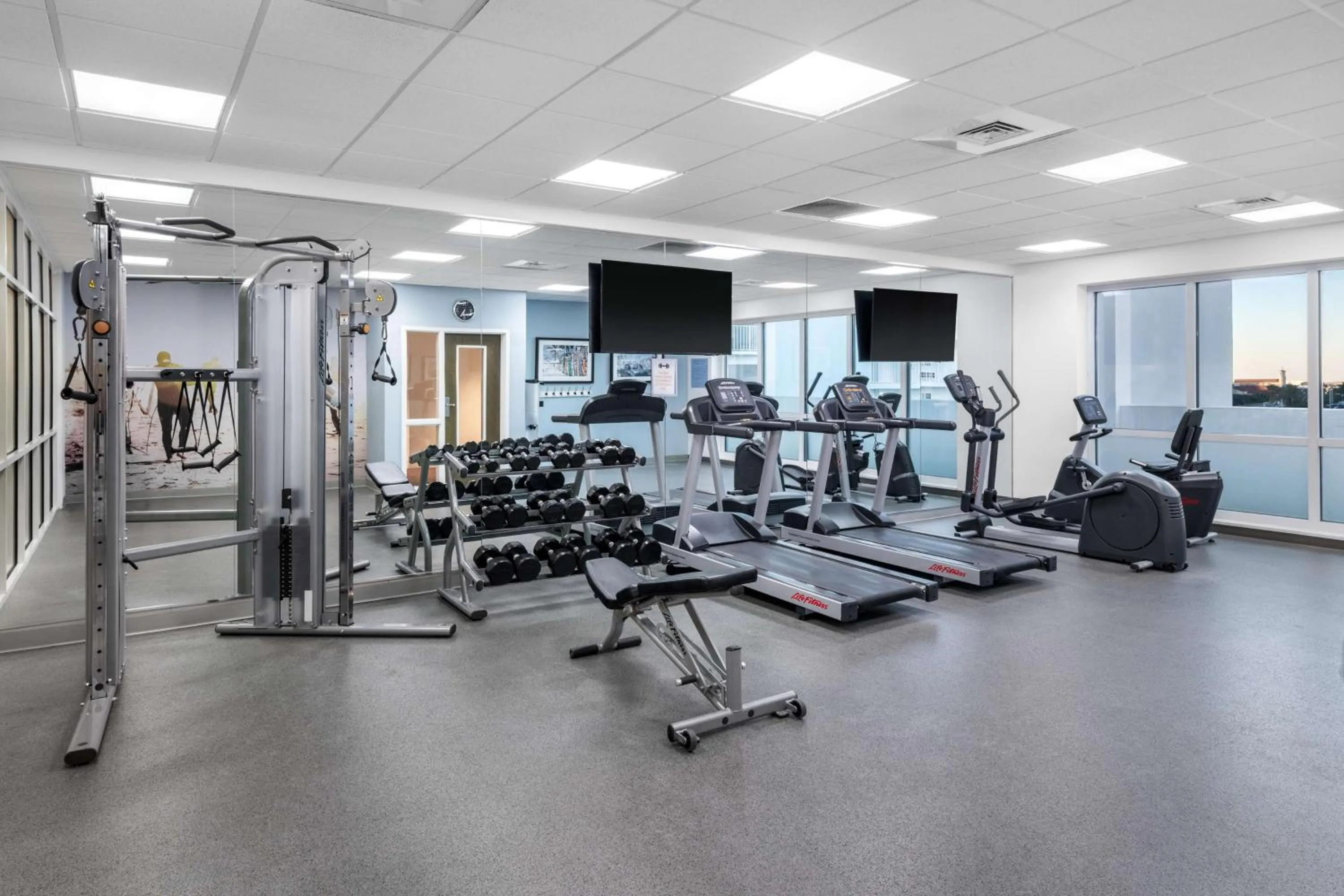 Fitness centre/facilities in Best Western Premier - The Tides