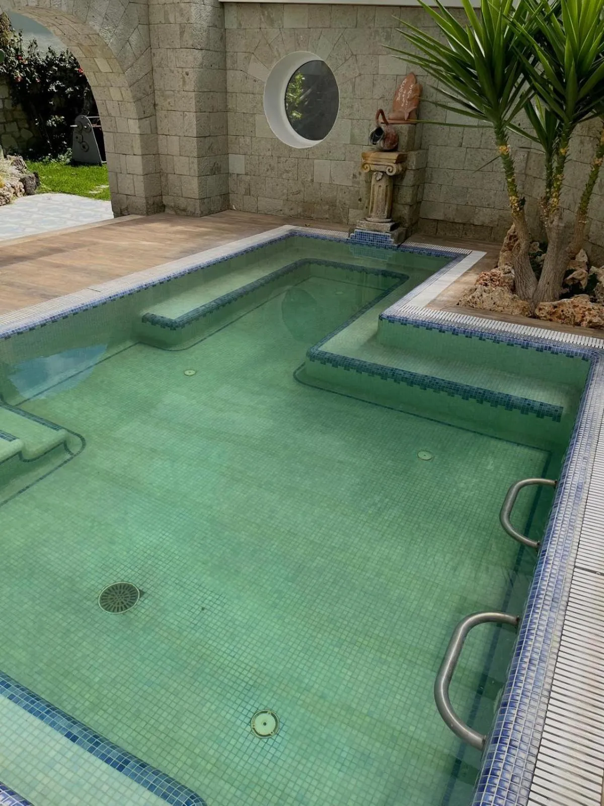 Swimming pool in Resort Villa Flavio