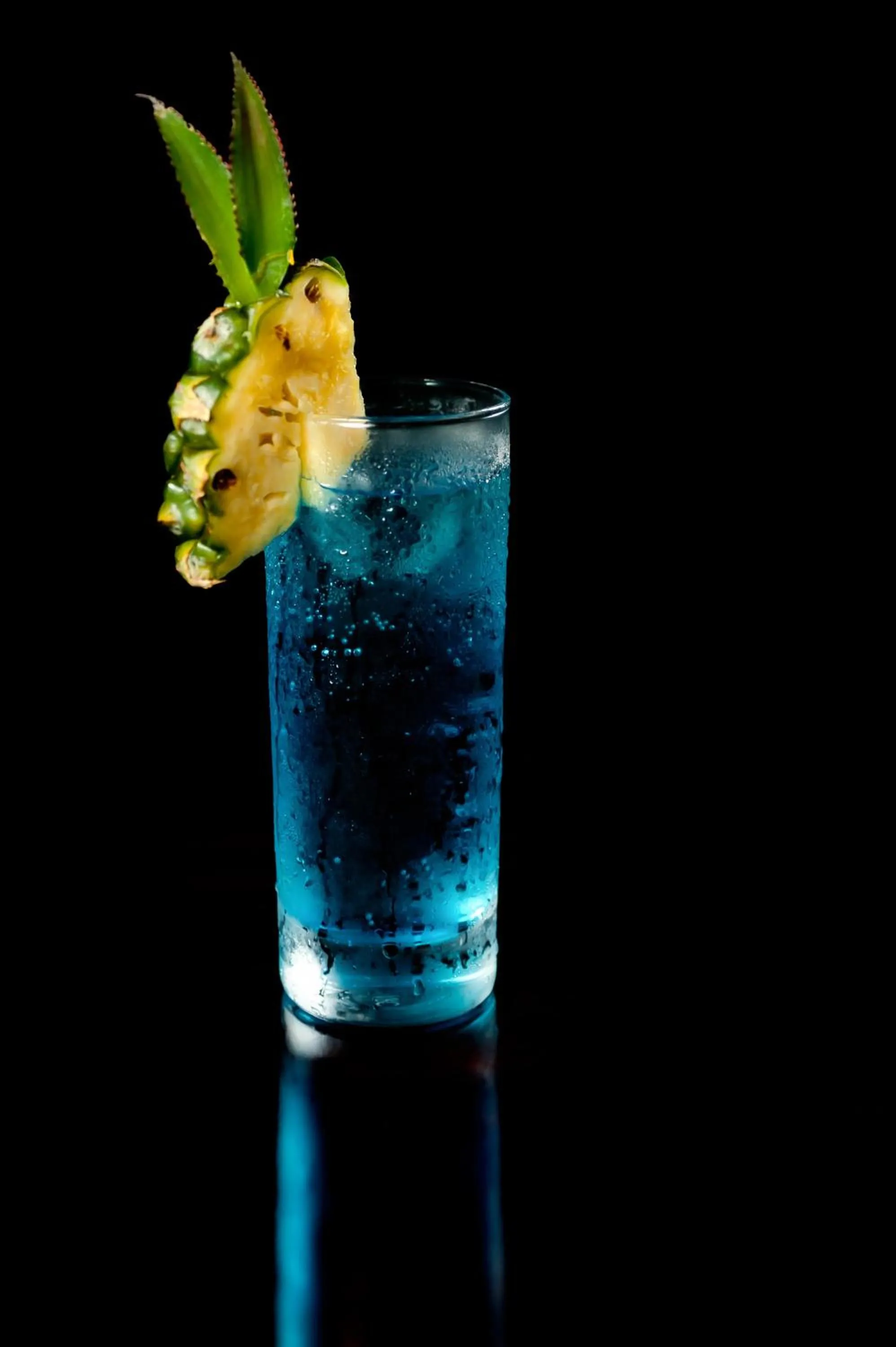 Drinks in The Wolas Villas