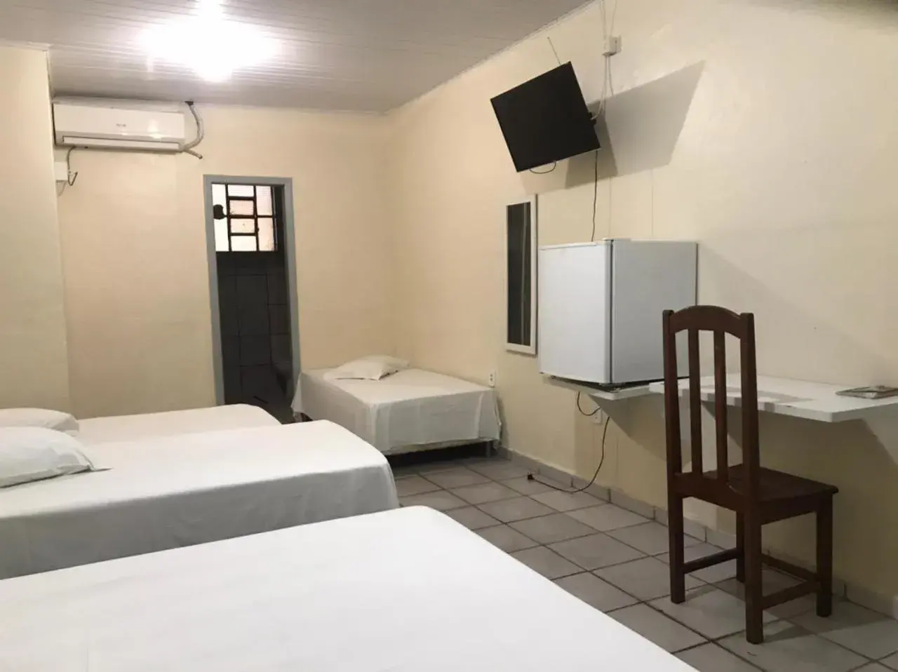 Classic Quadruple Room in Porto Seguro Hotel - Porto Velho Classic Quadruple Room in Porto Seguro Hotel - Porto Velho